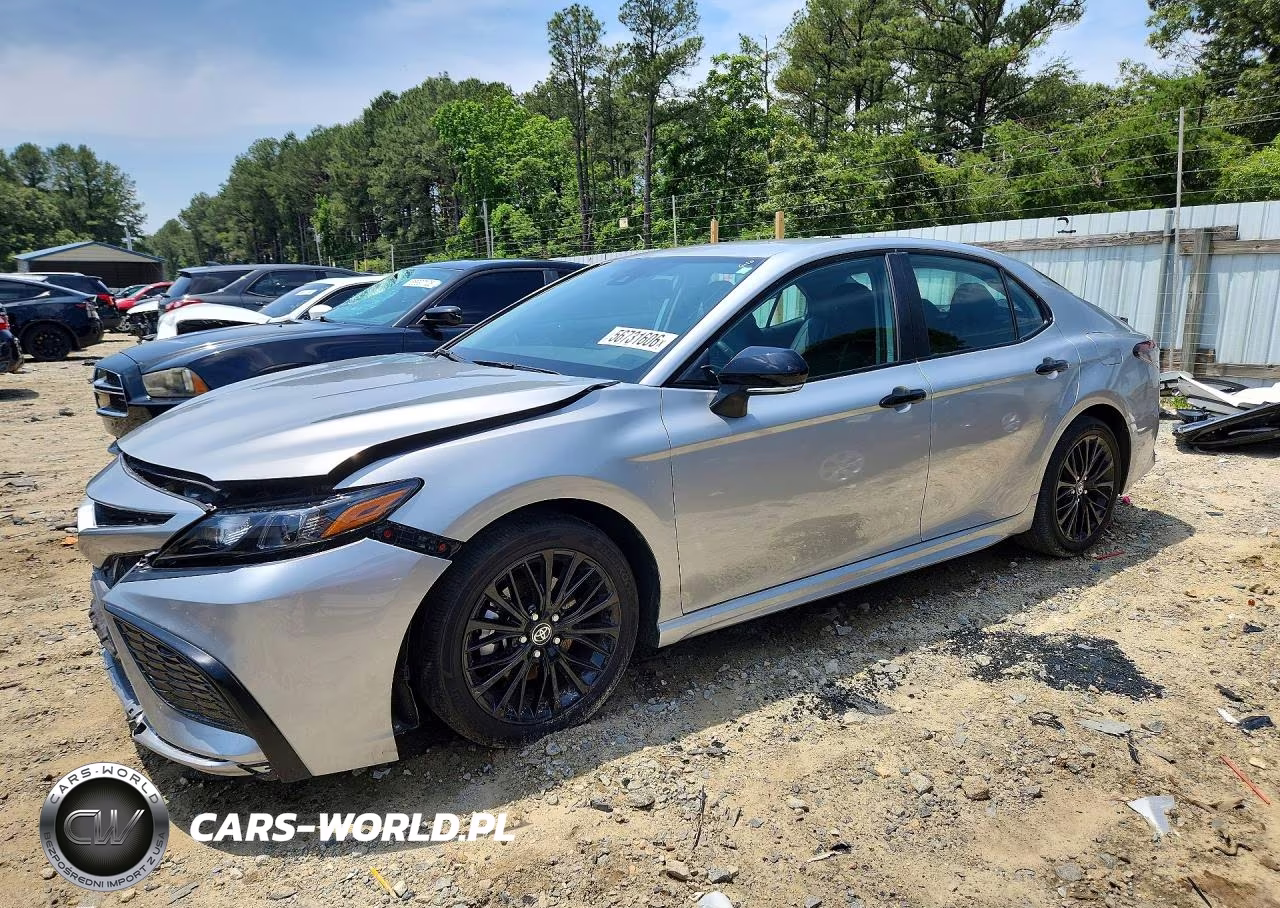 2022 Toyota Camry Se Nightshade – zdjęcie 1 z 12