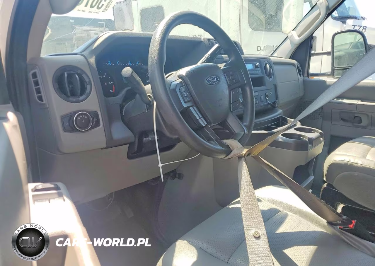 2022 Ford Econoline E450 Super Duty Cutaway Van VIN:1FDXE4FN1NDC08183 - 8