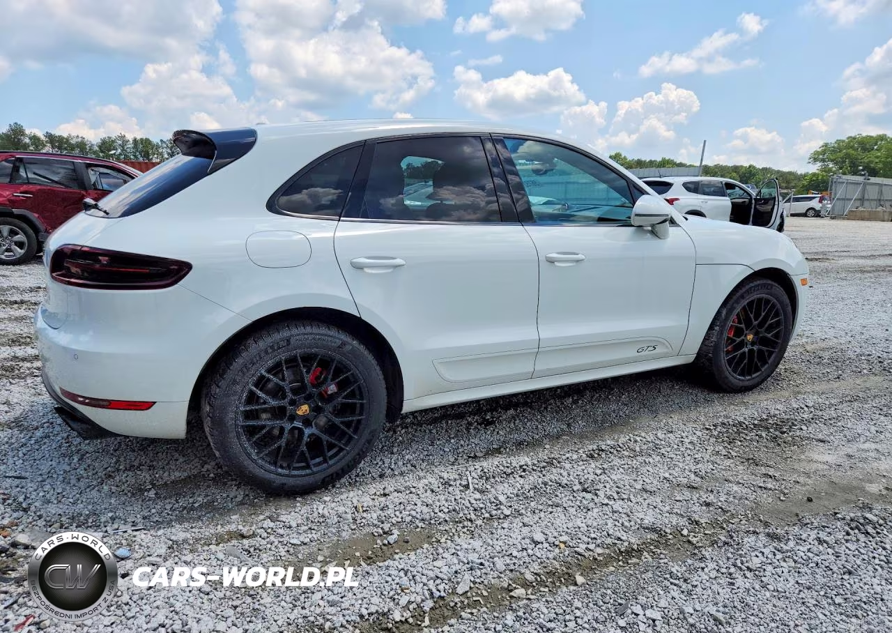 2018 Porsche Macan Gts VIN:WP1AG2A5XJLB65008 - 3
