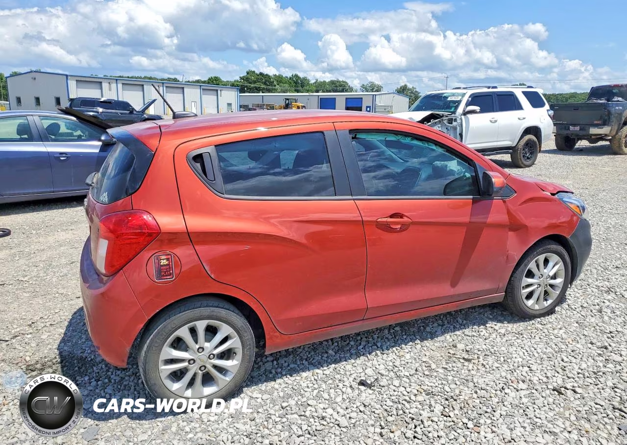 2022 Chevrolet Spark 1Lt VIN:KL8CD6SA5NC035769 - 3