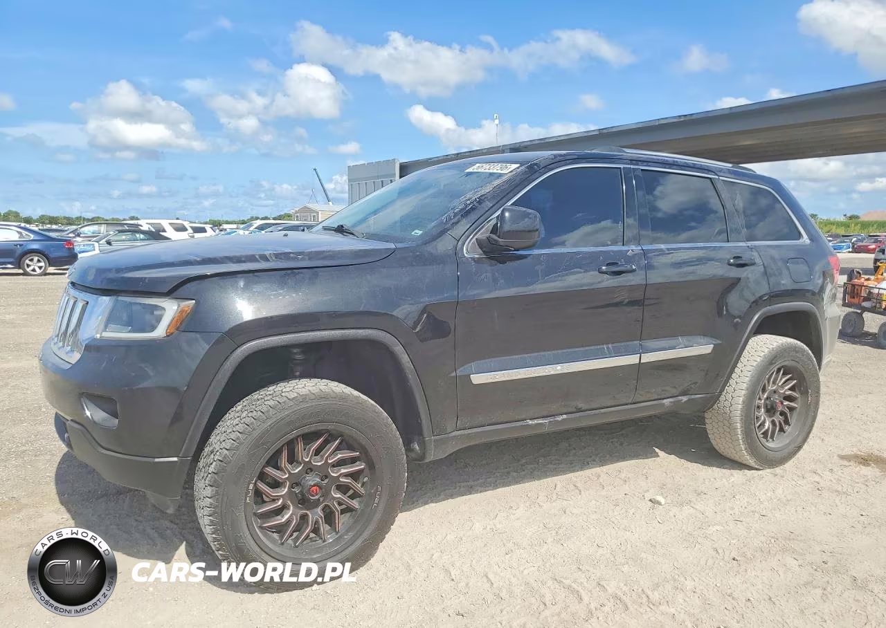 2011 Jeep Grand Cherokee Laredo – zdjęcie 1 z 13