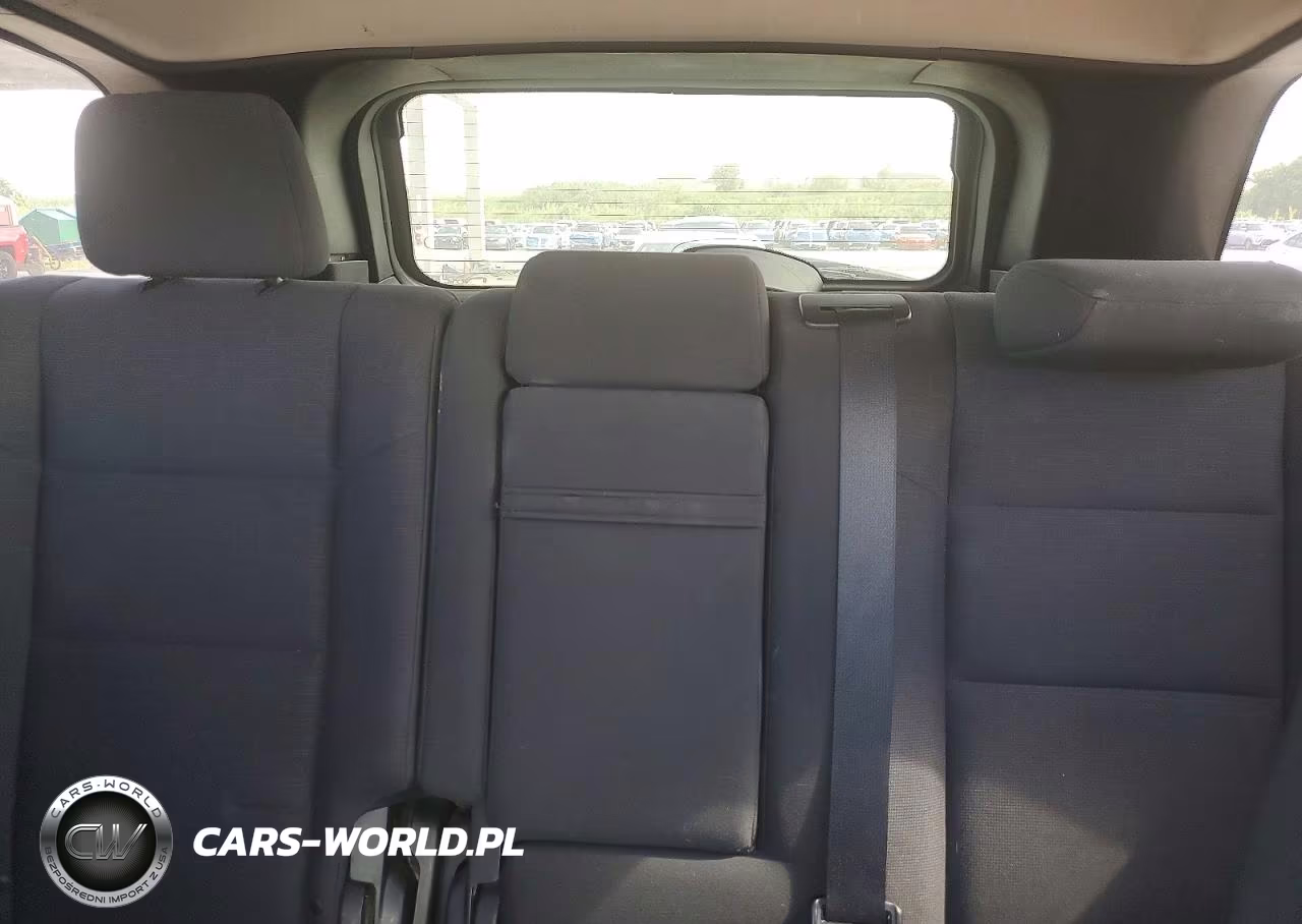 2011 Jeep Grand Cherokee Laredo VIN:1J4RR4GG8BC555538 - 10
