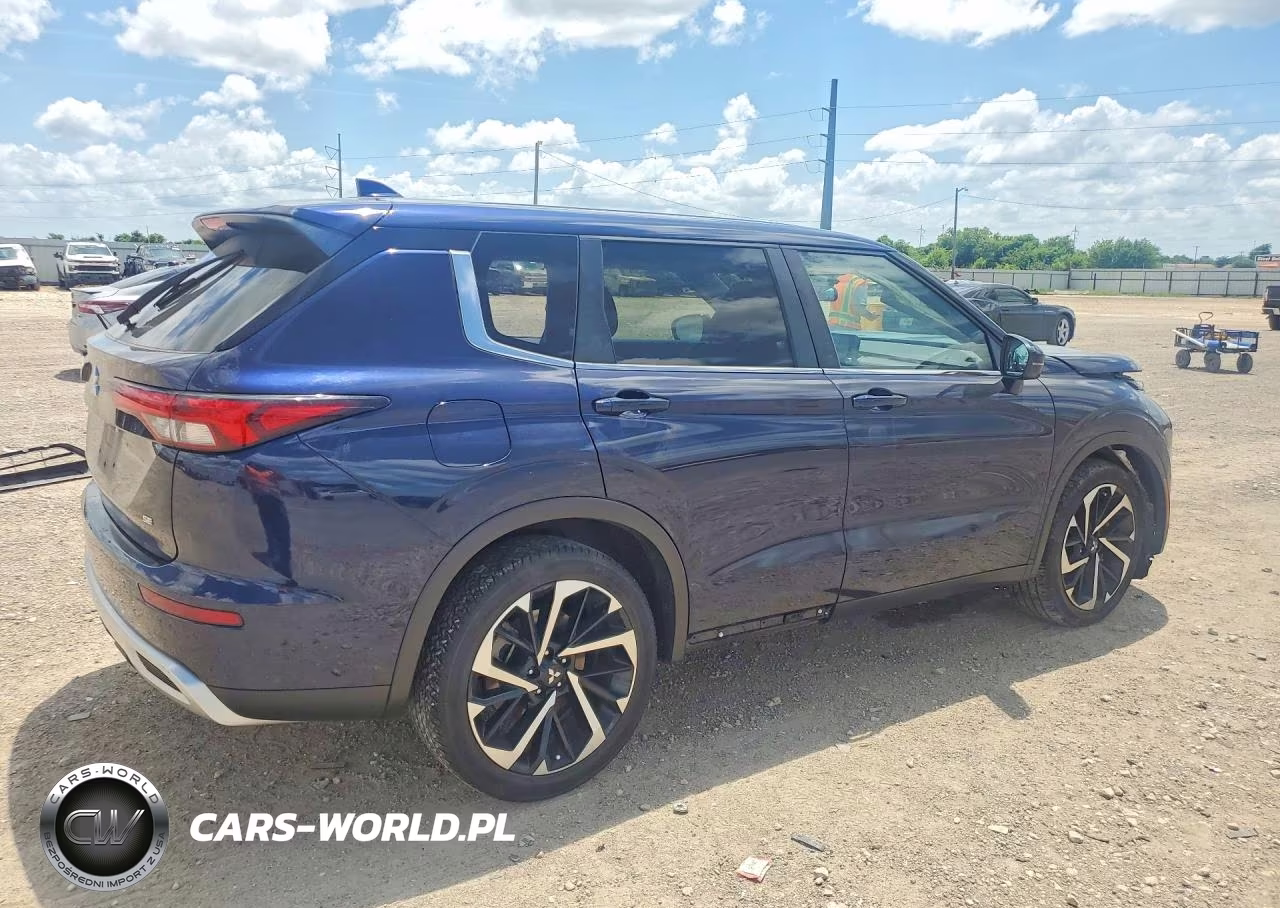 2024 Mitsubishi Outlander VIN:JA4J3VA80RZ020992 - 3