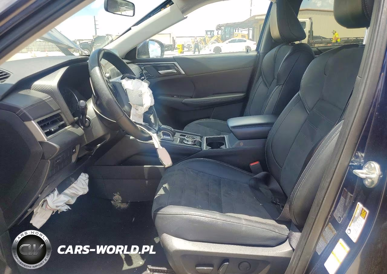 2024 Mitsubishi Outlander VIN:JA4J3VA80RZ020992 - 7
