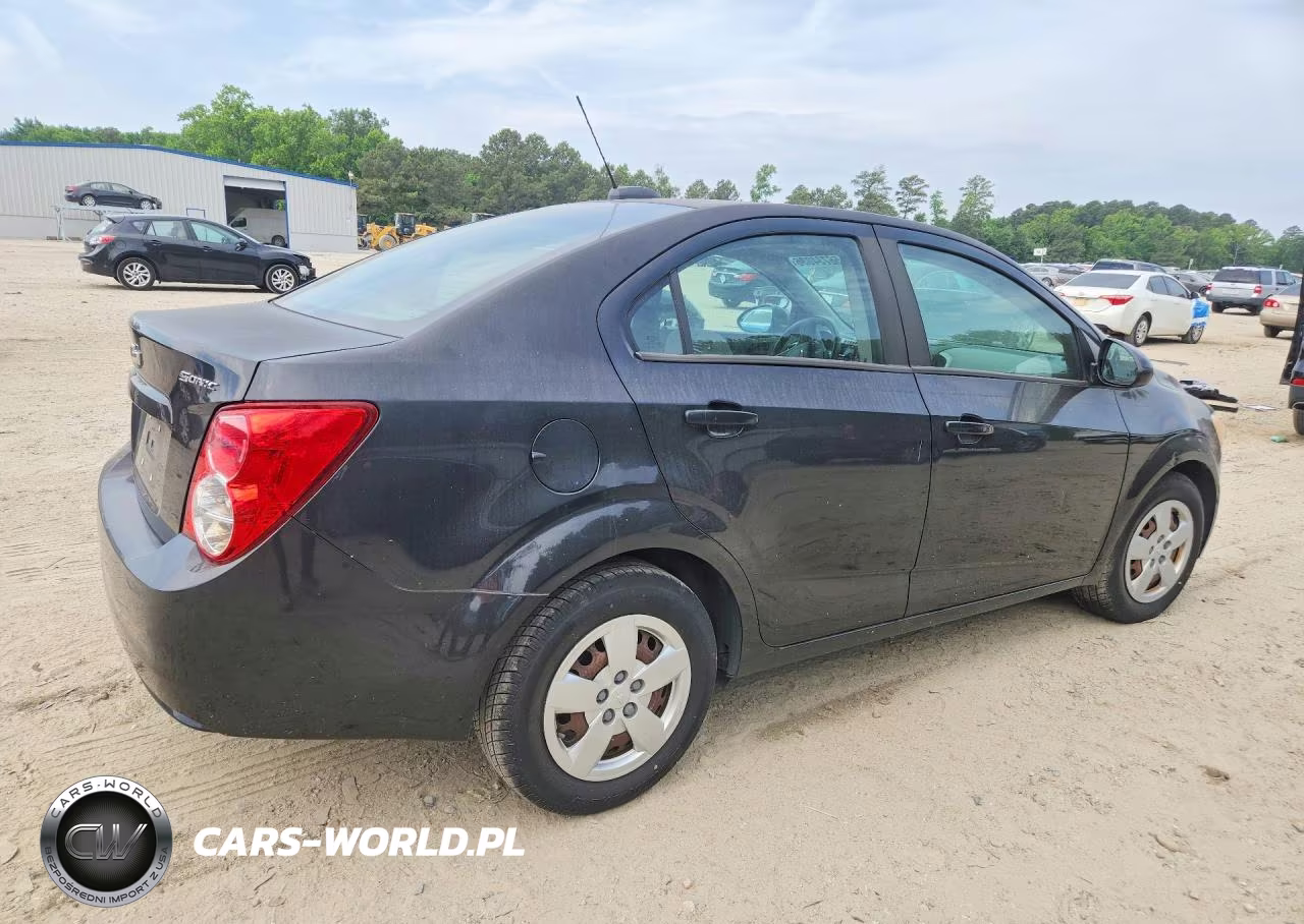 2015 Chevrolet Sonic Ls VIN:1G1JA5SH3F4185883 - 3