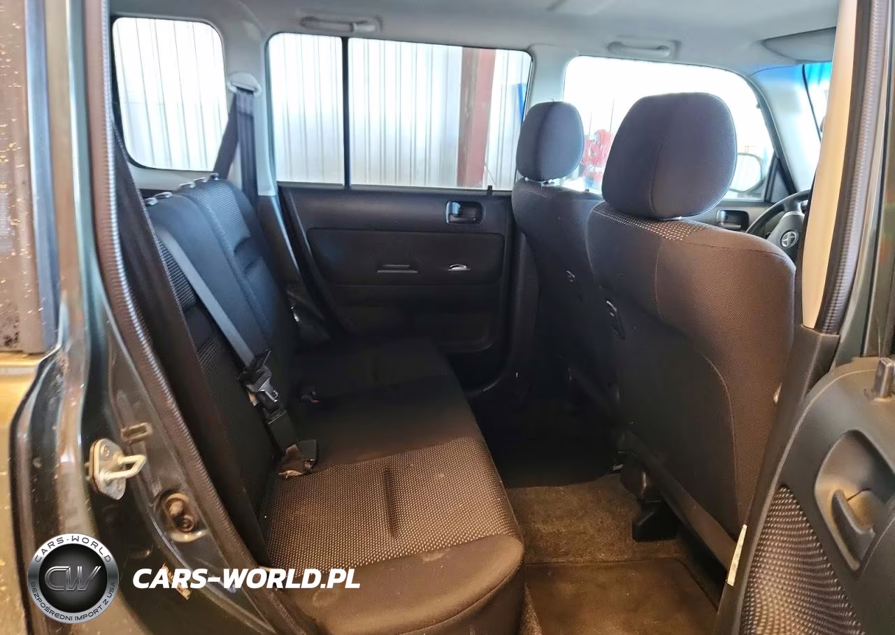 2006 Toyota Scion Xb VIN:JTLKT334X64052001 - 10