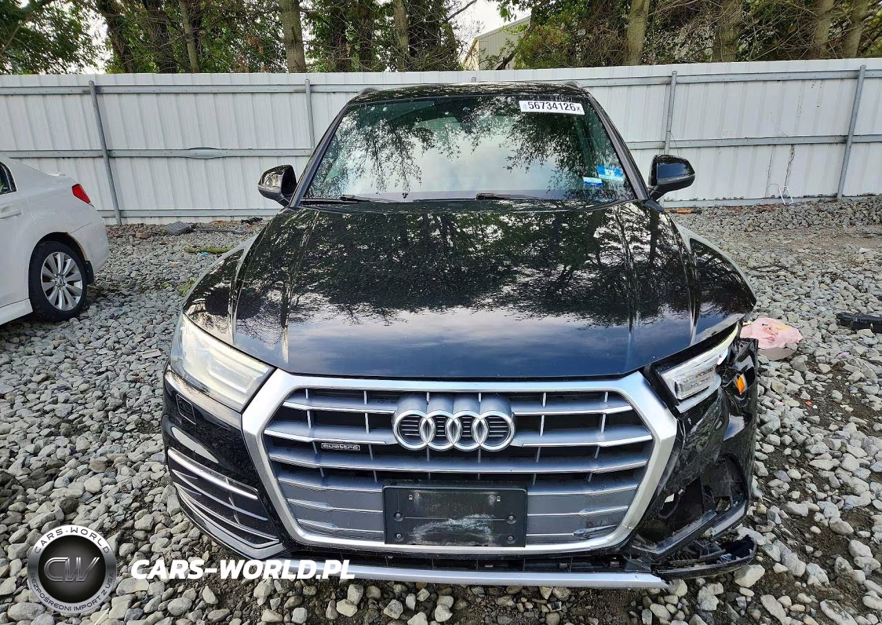2018 Audi Q5 Premium VIN:WA1ANAFY3J2225330 - 5