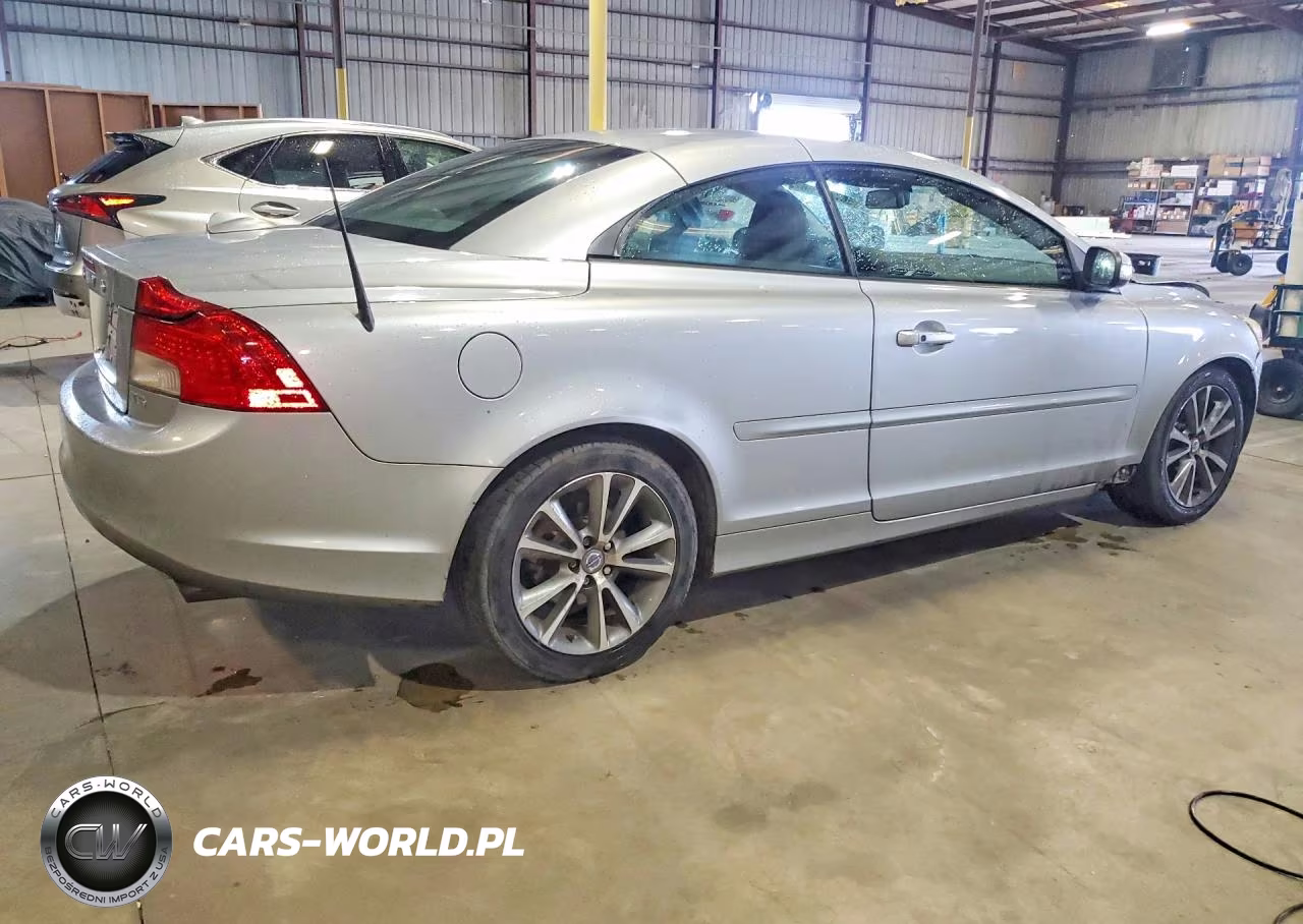 2012 Volvo C70 T5 VIN:YV1672MC6CJ123414 - 3