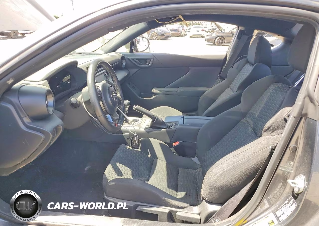 2024 Toyota Gr 86 VIN:JF1ZNBB10R9754749 - 7