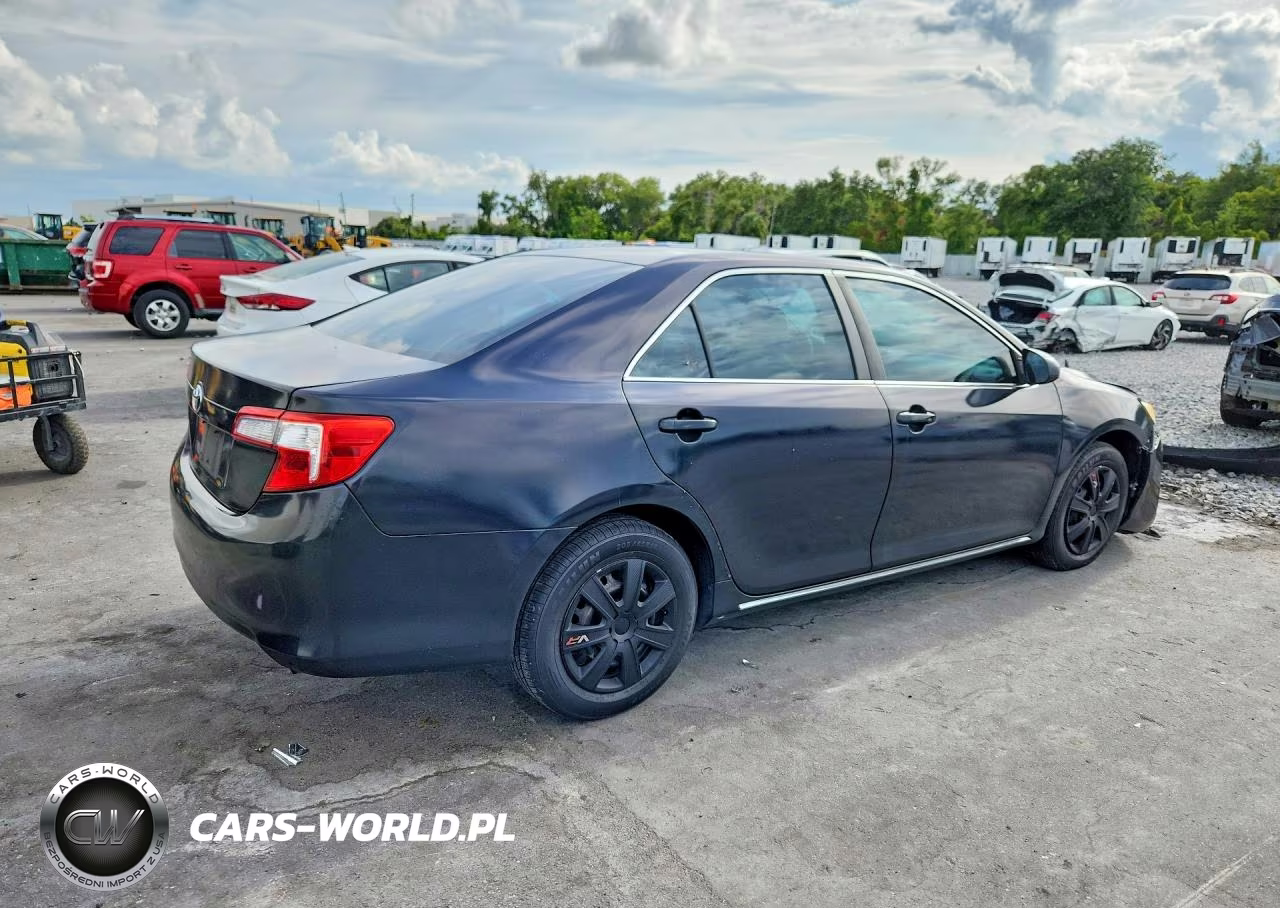 2012 Toyota Camry Le VIN:4T4BF1FK2CR223869 - 3