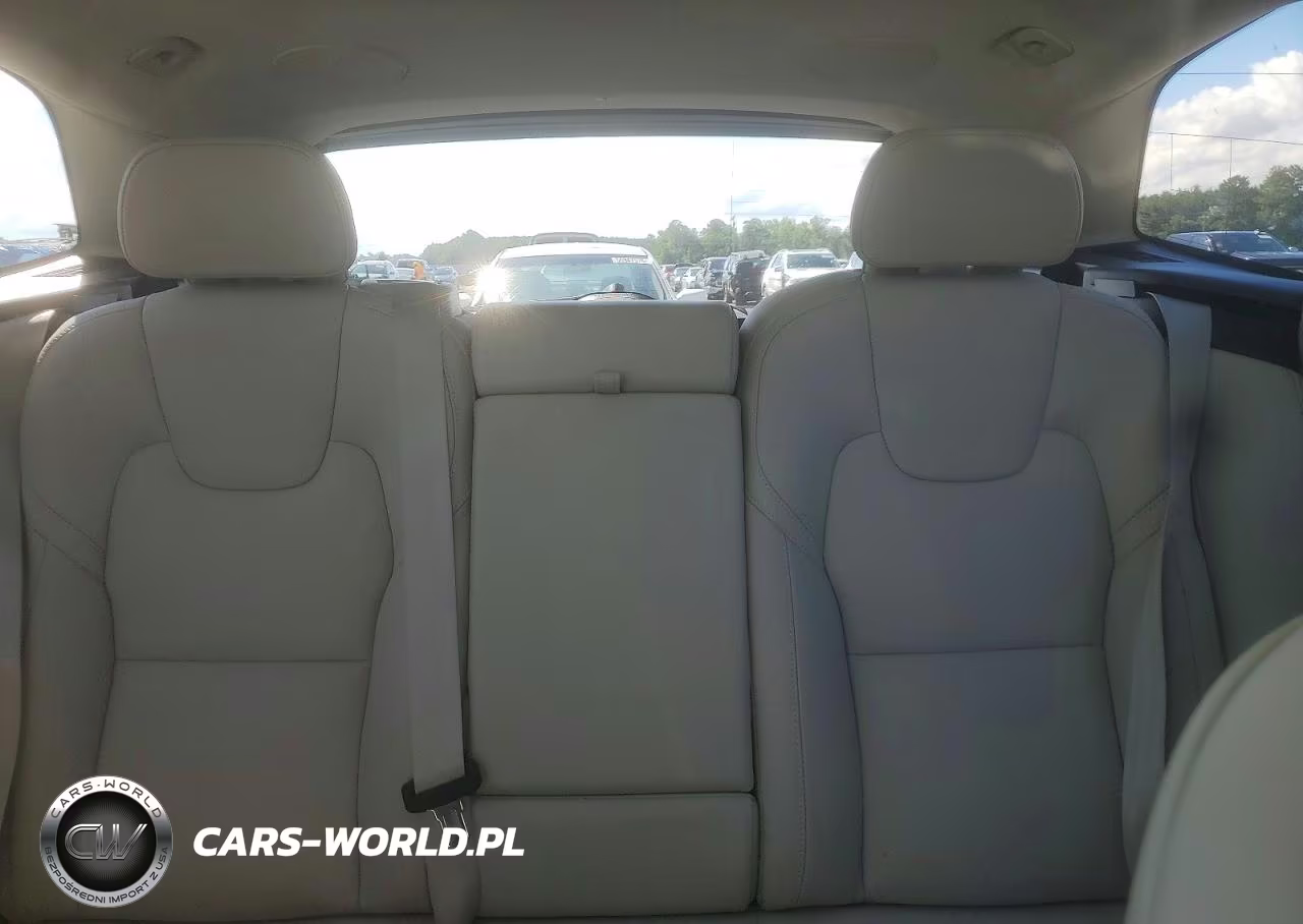 2023 Volvo Xc60 Ultimate VIN:YV4L12RA9P1341187 - 10