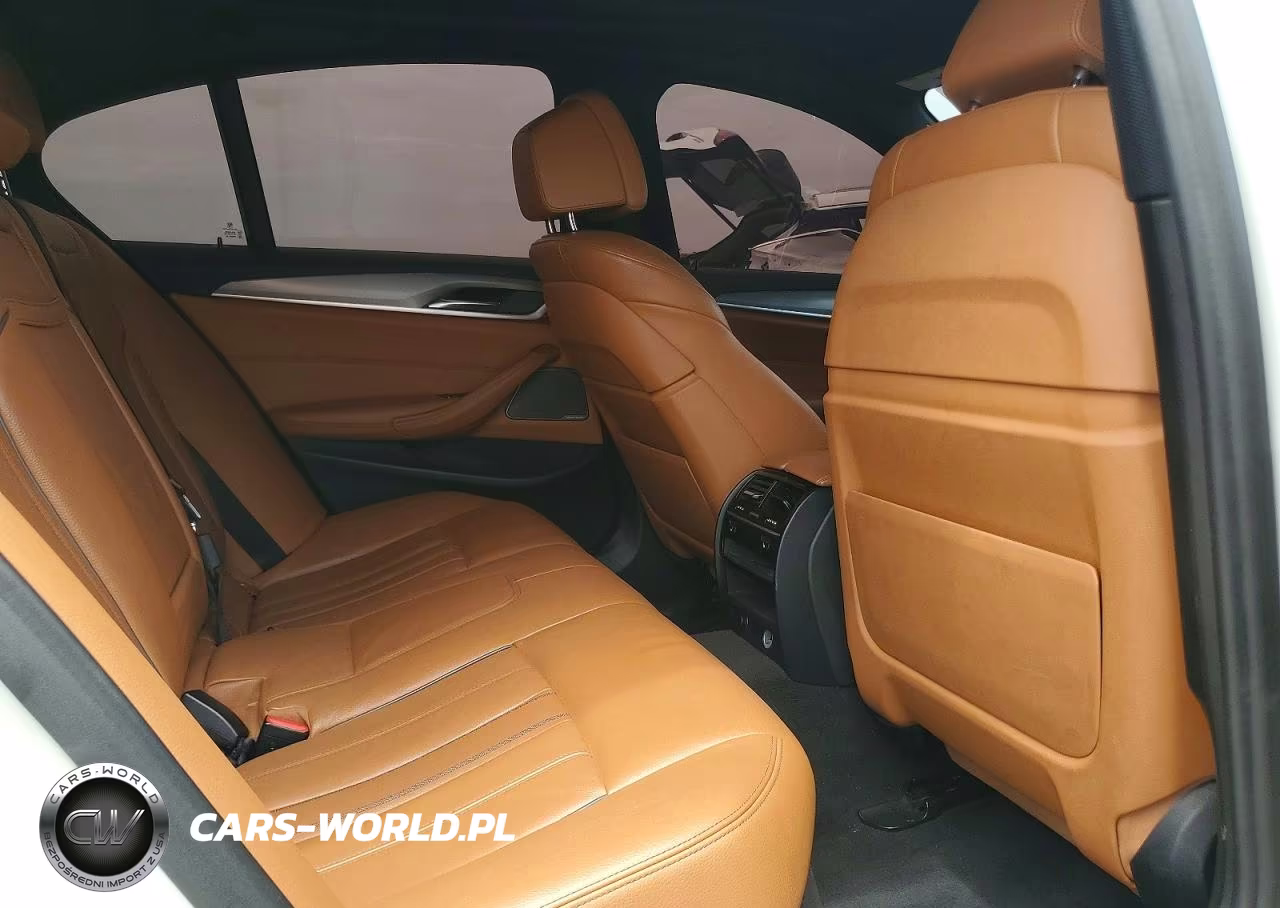 2018 BMW M550Xi VIN:WBAJB9C5XJB049431 - 10