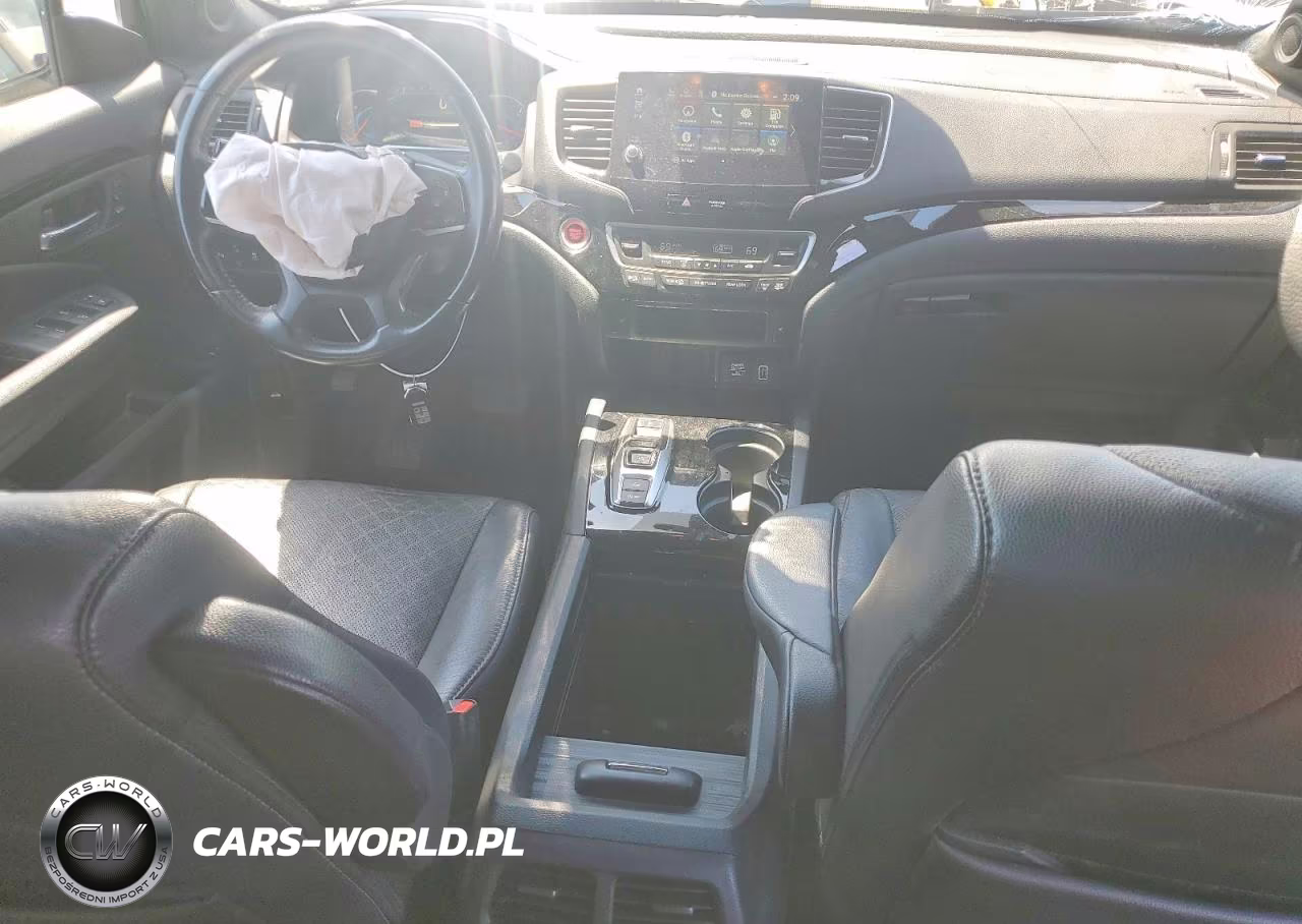 2021 Honda Passport Touring VIN:5FNYF8H91MB041313 - 8