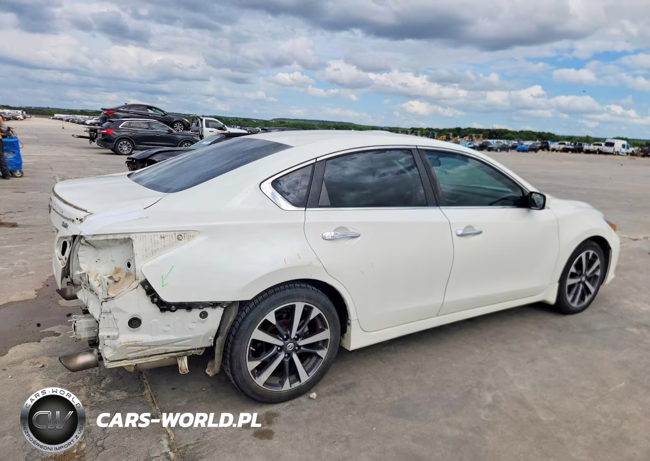 2017 Nissan Altima 2.5 Sr VIN:1N4AL3AP4HN303750 - 3