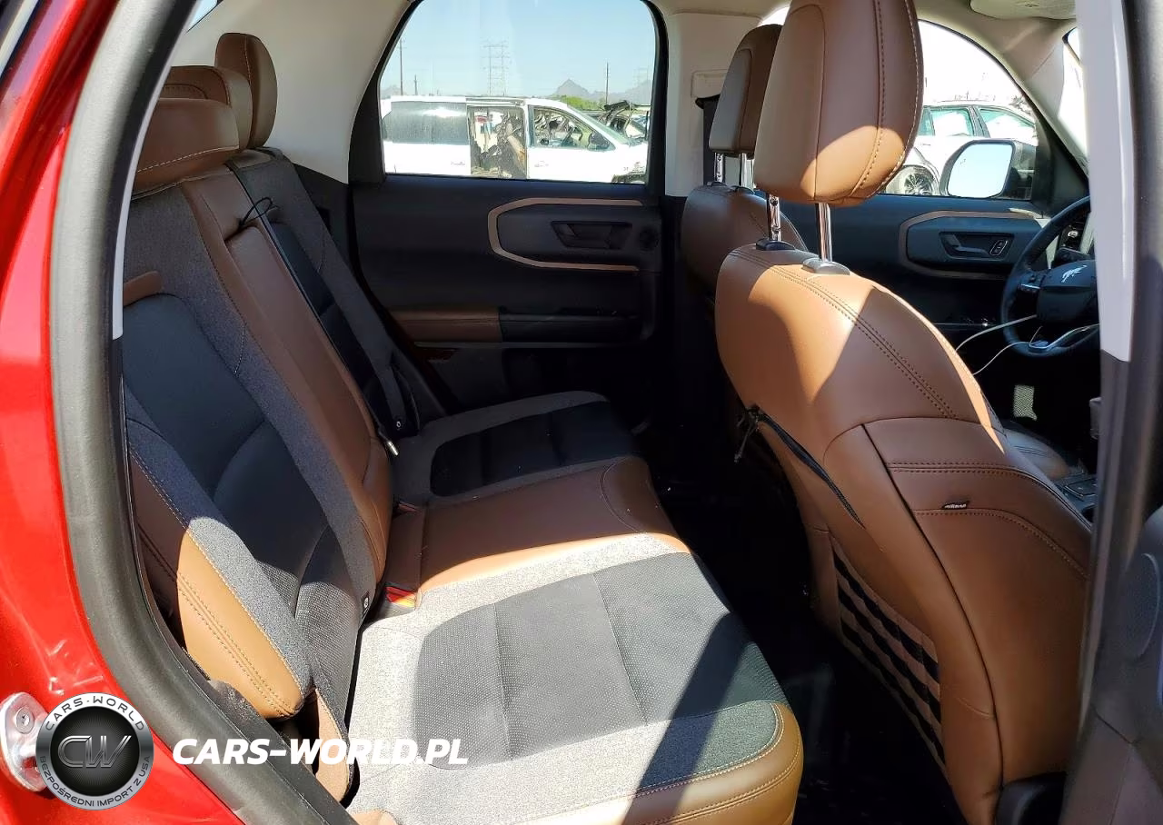 2021 Ford Bronco Sport Outer Banks VIN:3FMCR9C63MRB05642 - 10