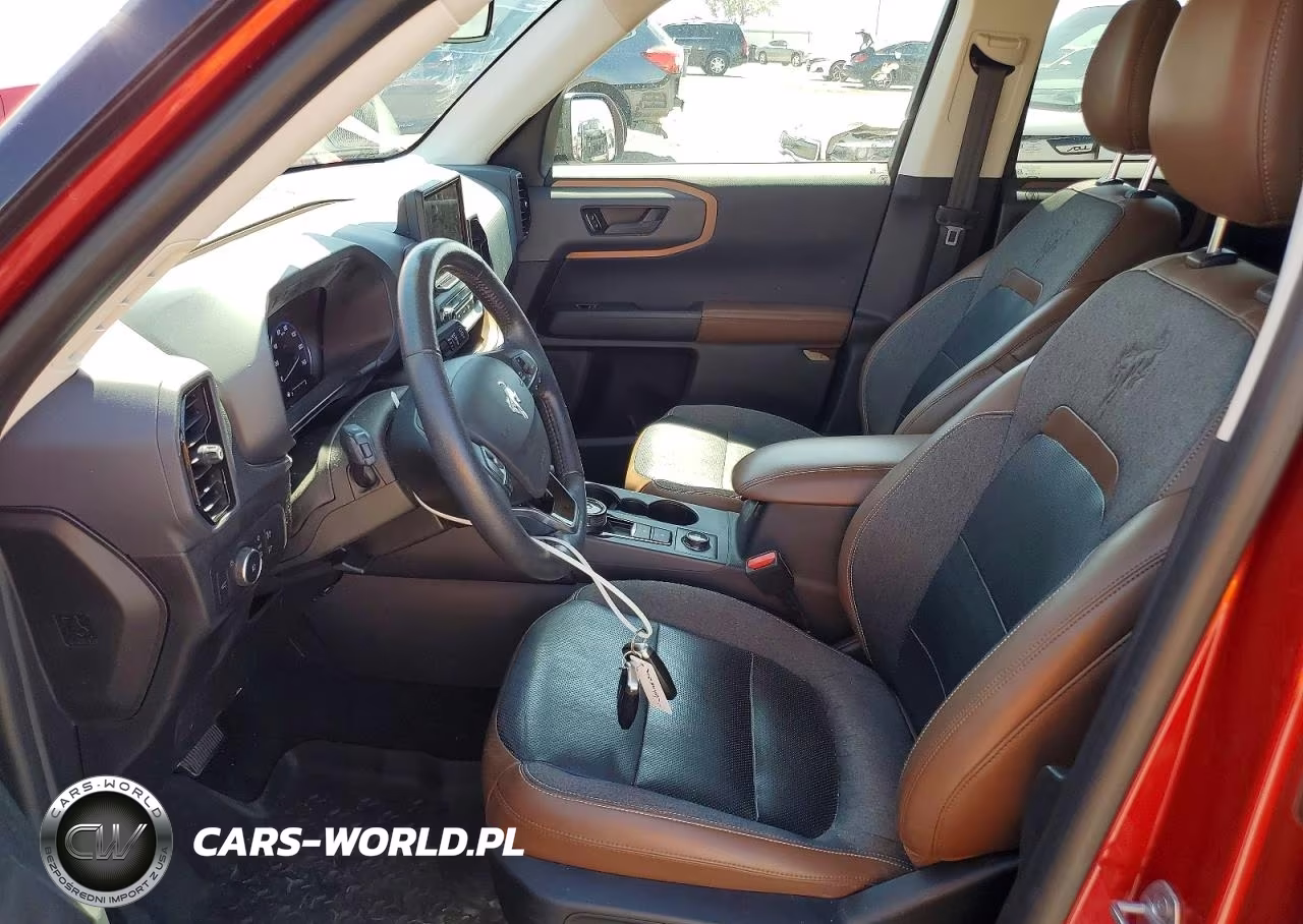 2021 Ford Bronco Sport Outer Banks VIN:3FMCR9C63MRB05642 - 7