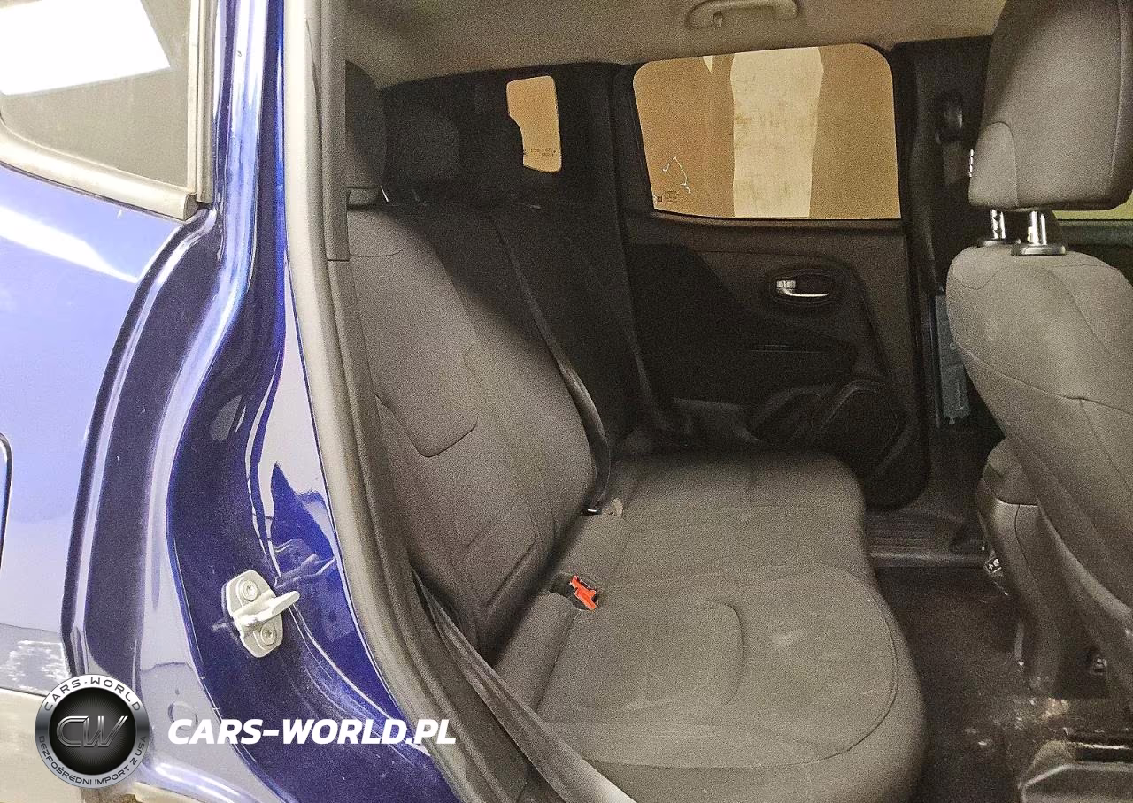 2020 Jeep Renegade Latitude VIN:ZACNJABB7LPL62300 - 11