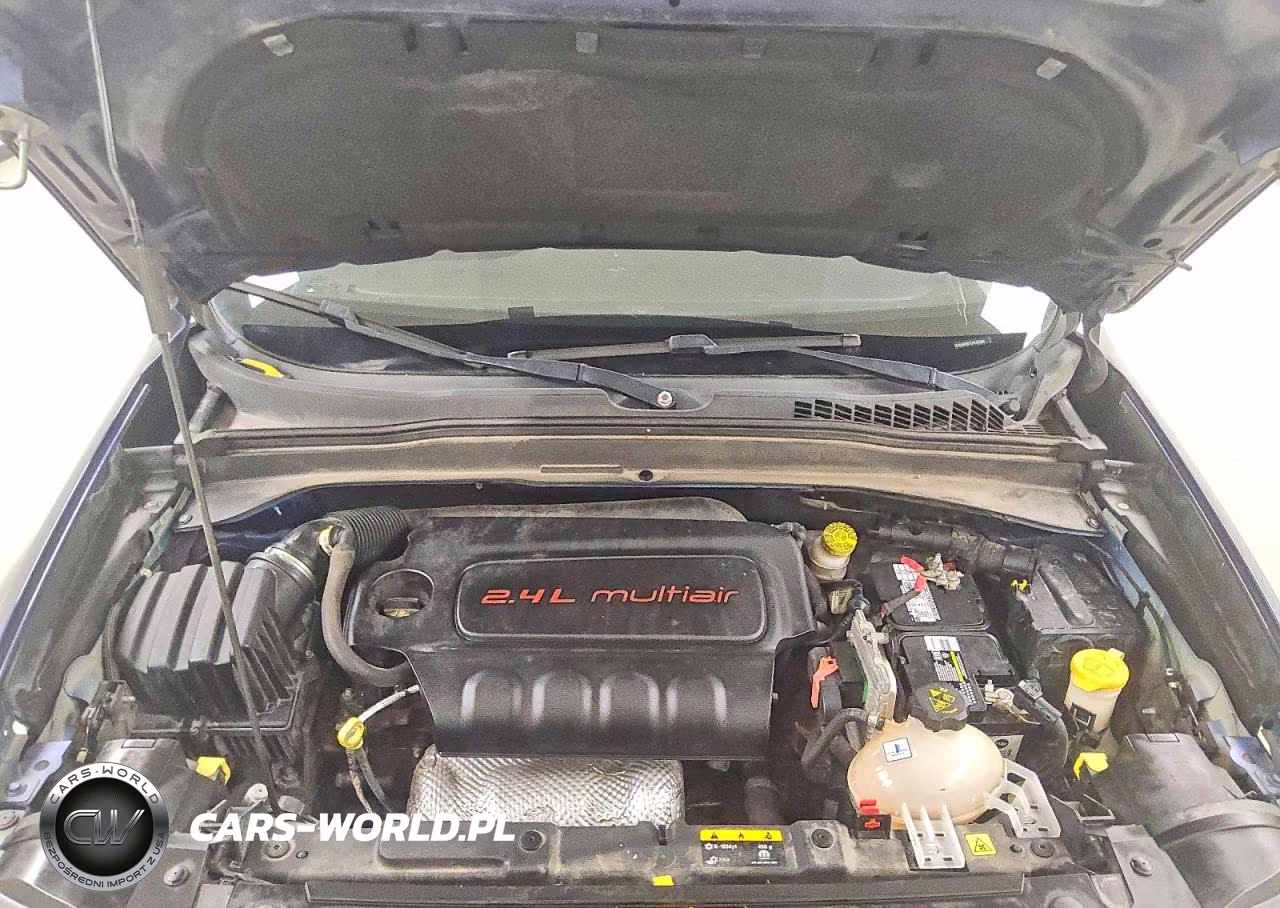 2020 Jeep Renegade Latitude VIN:ZACNJABB7LPL62300 - 12