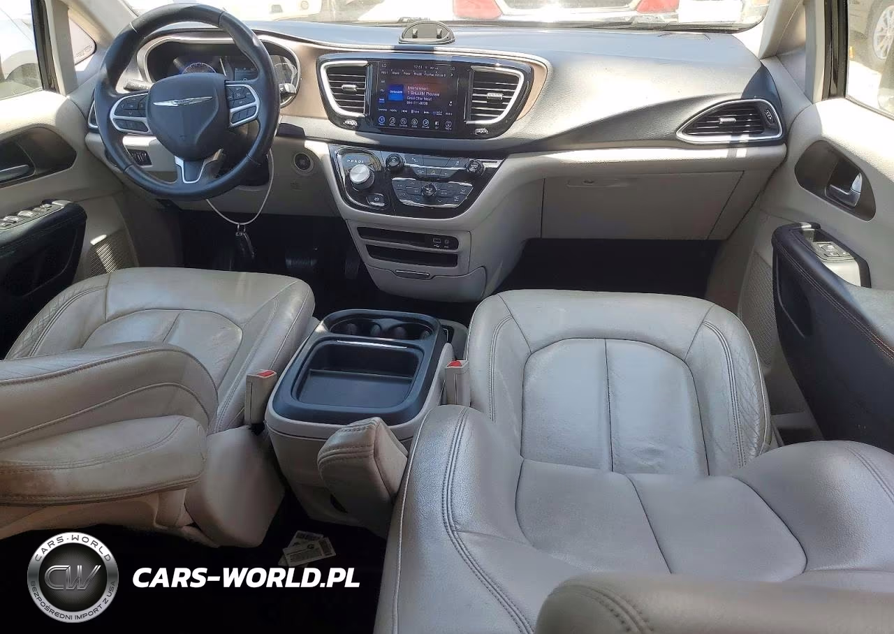2017 Chrysler Pacifica Touring L VIN:2C4RC1BG5HR571015 - 8