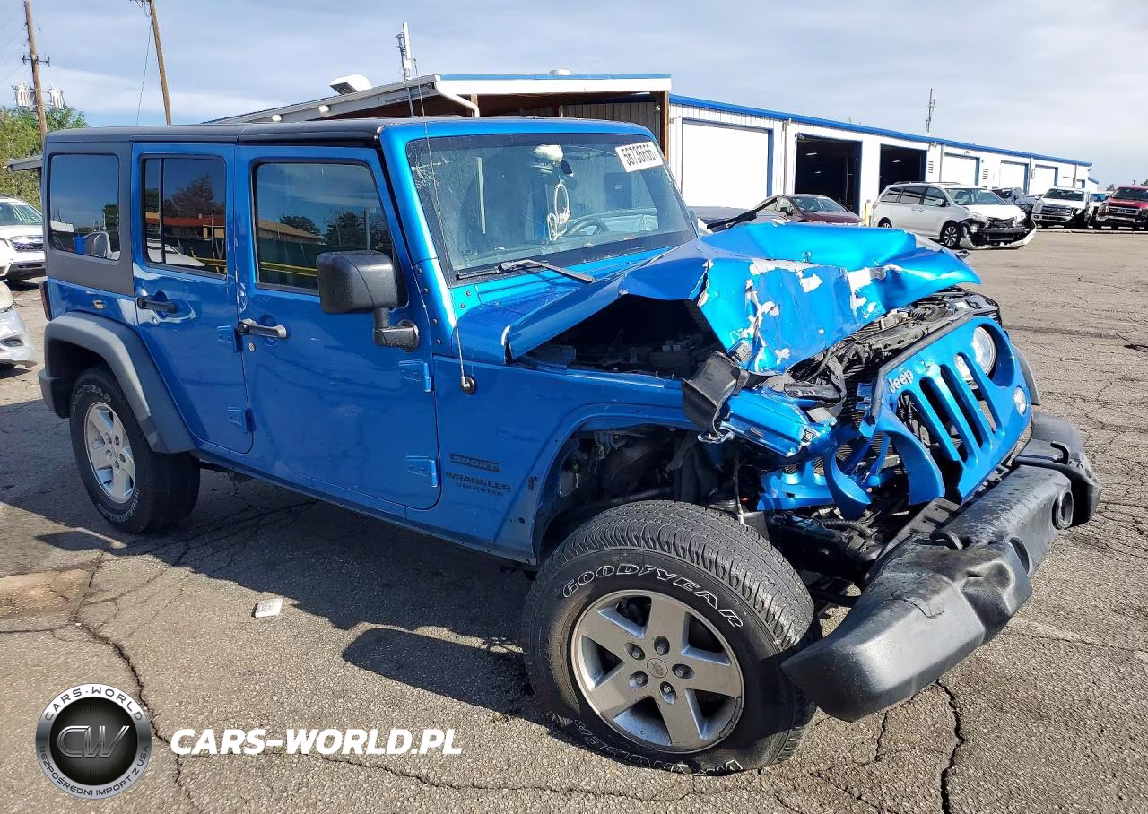 2015 Jeep Wrangler Unlimited Sport VIN:1C4BJWDGXFL732093 - 4