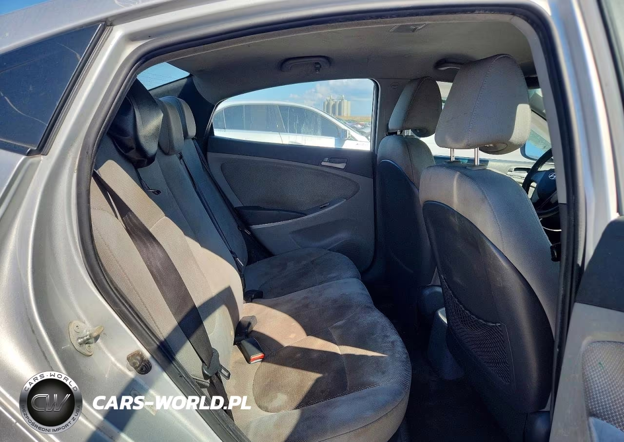 2013 Hyundai Accent Gls VIN:KMHCT4AE0DU523230 - 10