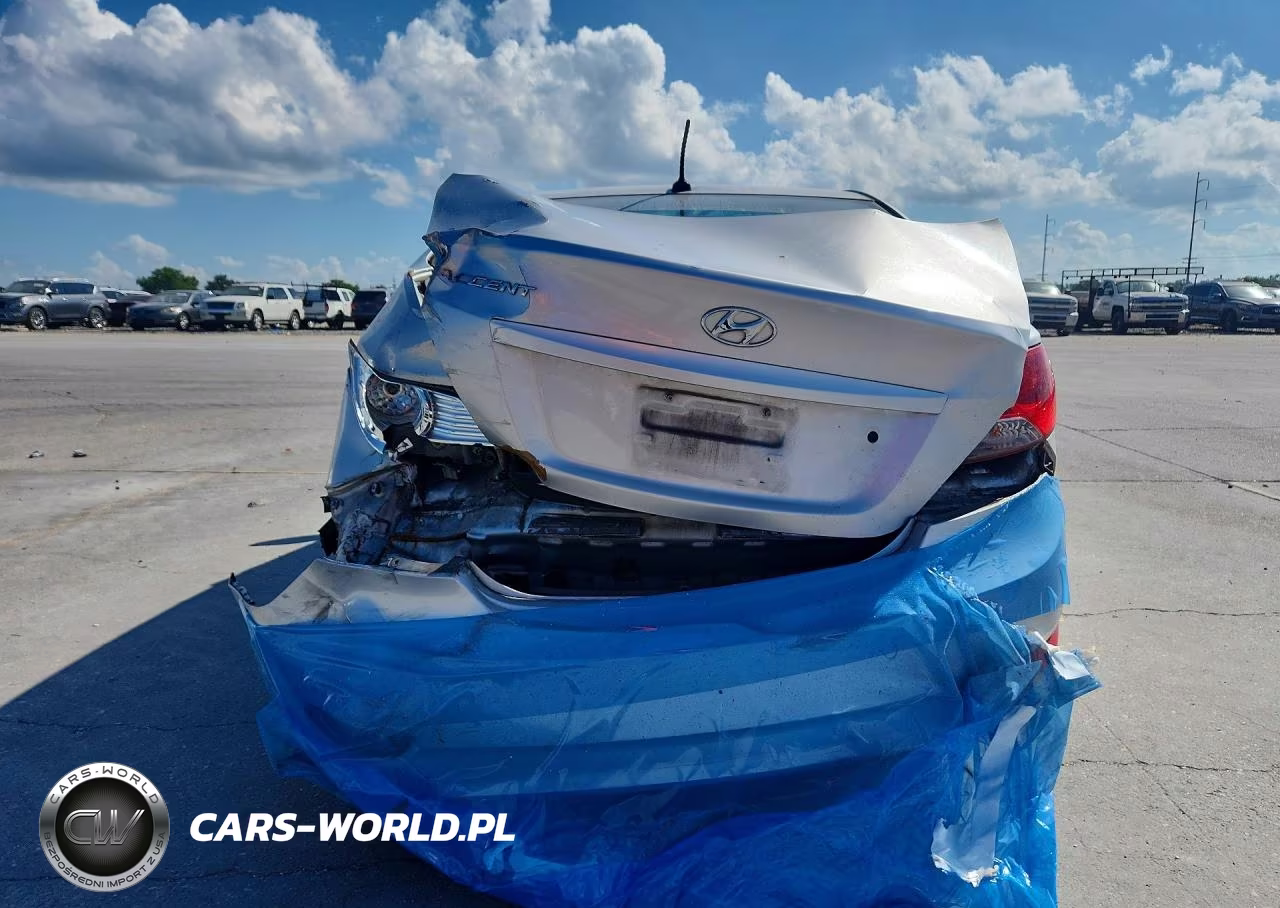 2013 Hyundai Accent Gls VIN:KMHCT4AE0DU523230 - 6