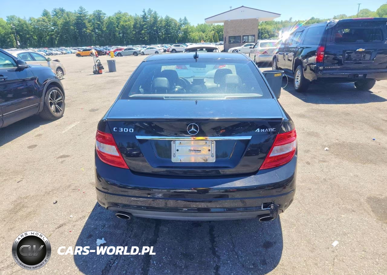 2011 Mercedes-Benz C 300 4Matic VIN:WDDGF8BB7BR186506 - 6