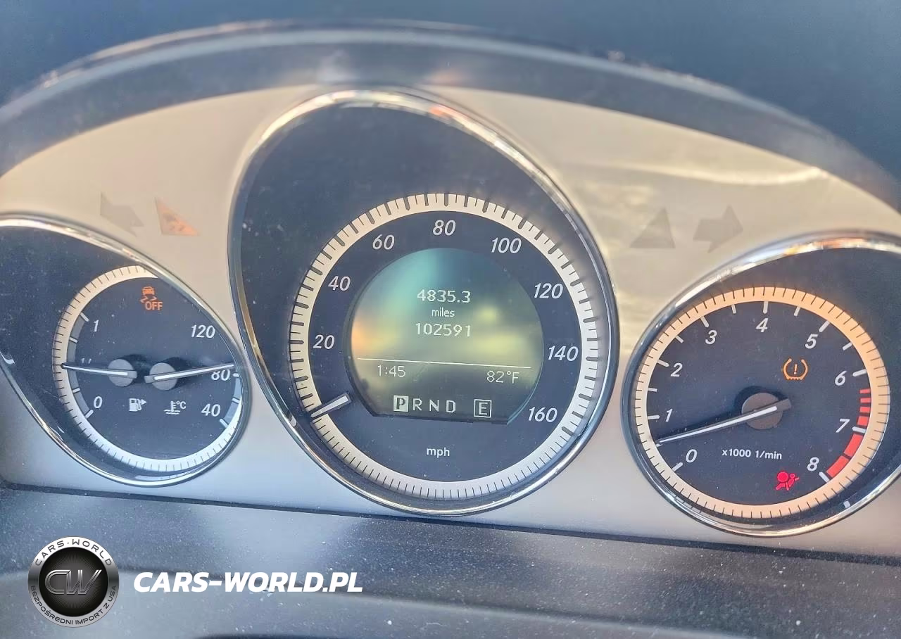 2011 Mercedes-Benz C 300 4Matic VIN:WDDGF8BB7BR186506 - 9