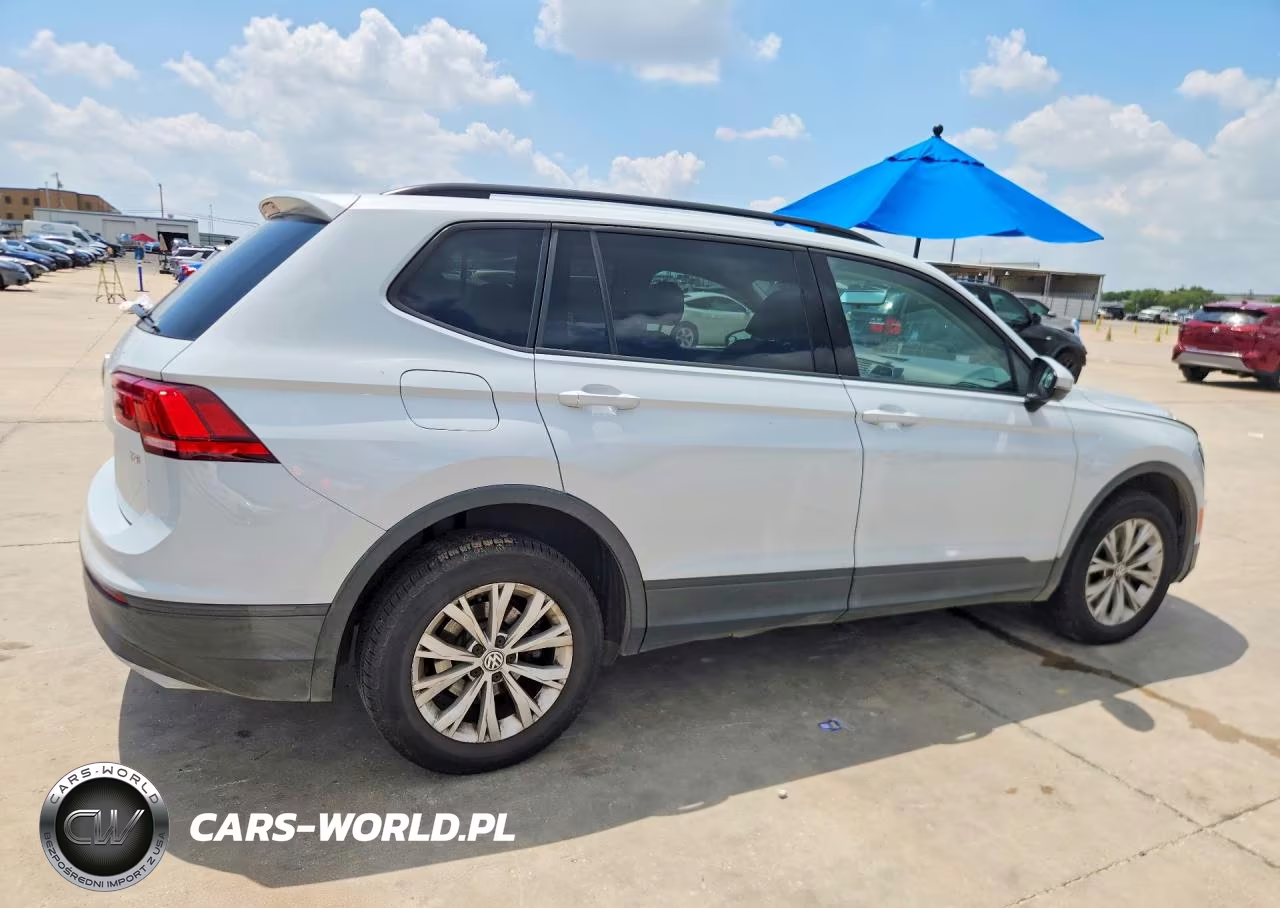 2018 Volkswagen Tiguan S VIN:3VV187AXXJM068423 - 3