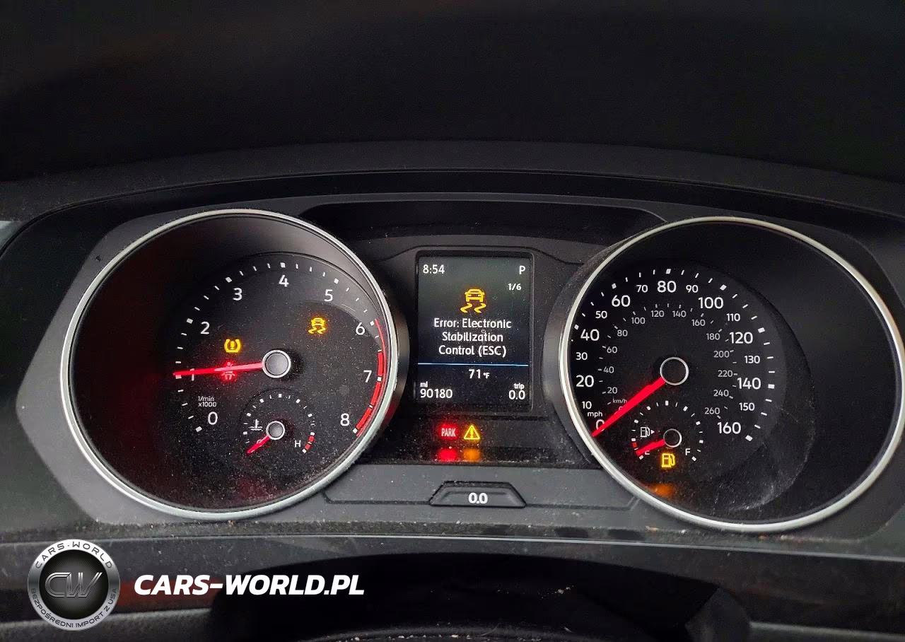 2018 Volkswagen Tiguan S VIN:3VV187AXXJM068423 - 9