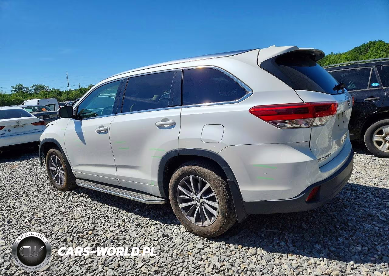 2017 Toyota Highlander Xle VIN:5TDJZRFH8HS478879 - 2