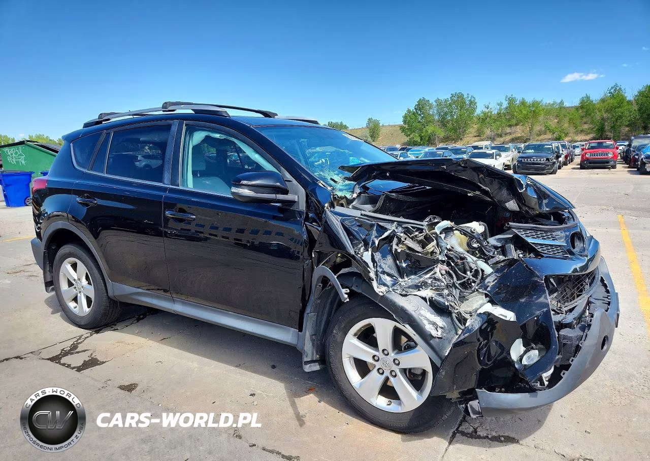 2014 Toyota Rav4 Xle VIN:2T3RFREV3EW147415 - 4