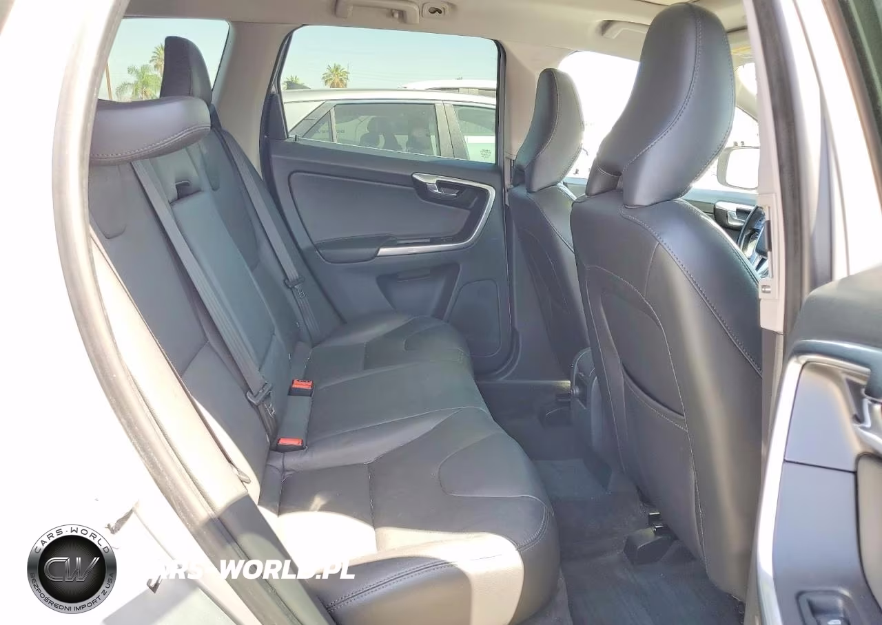 2016 Volvo Xc60 T5 Premier VIN:YV440MDKXG2820246 - 10