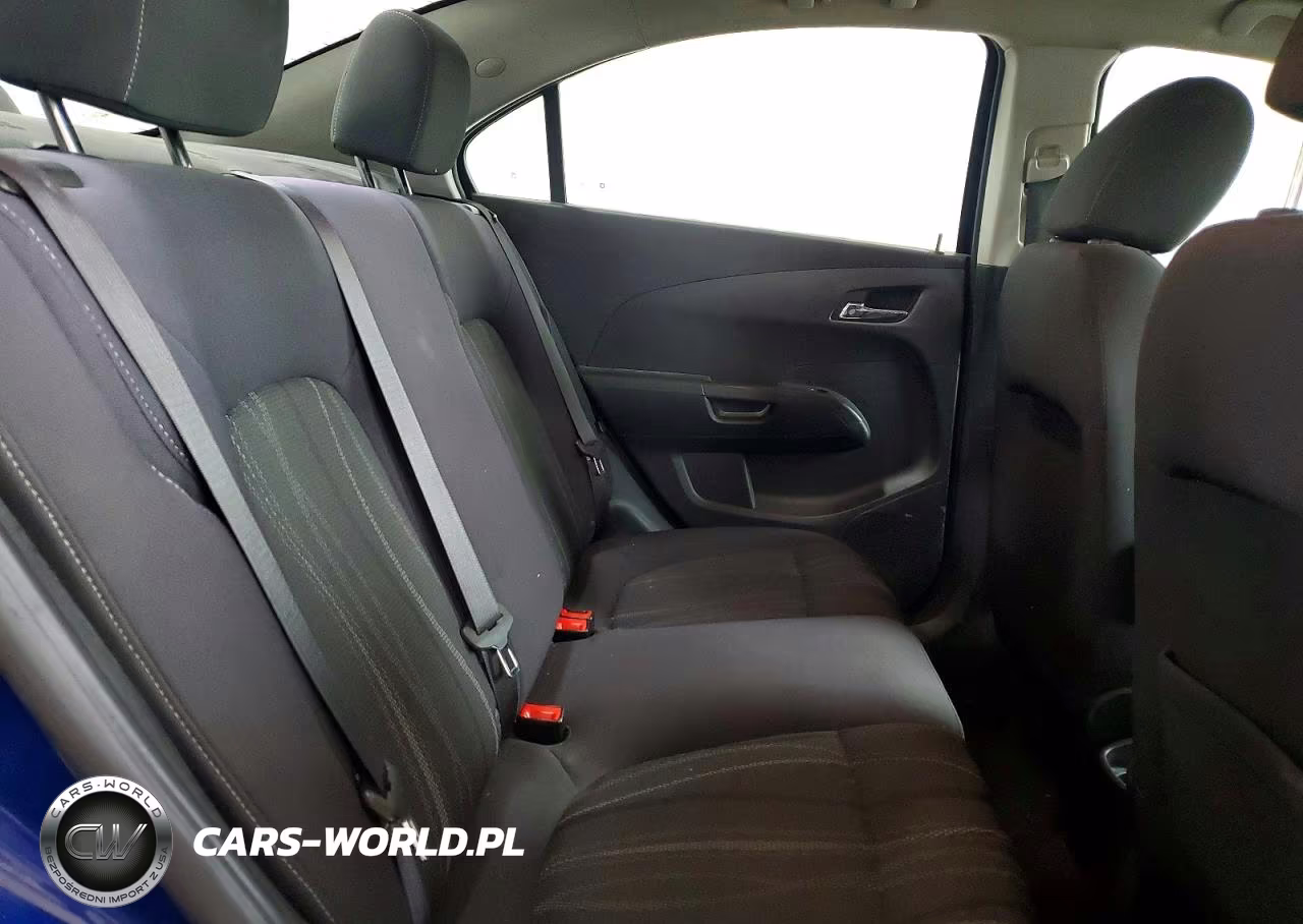 2014 Chevrolet Sonic VIN:1G1JC5SG4E4116880 - 10