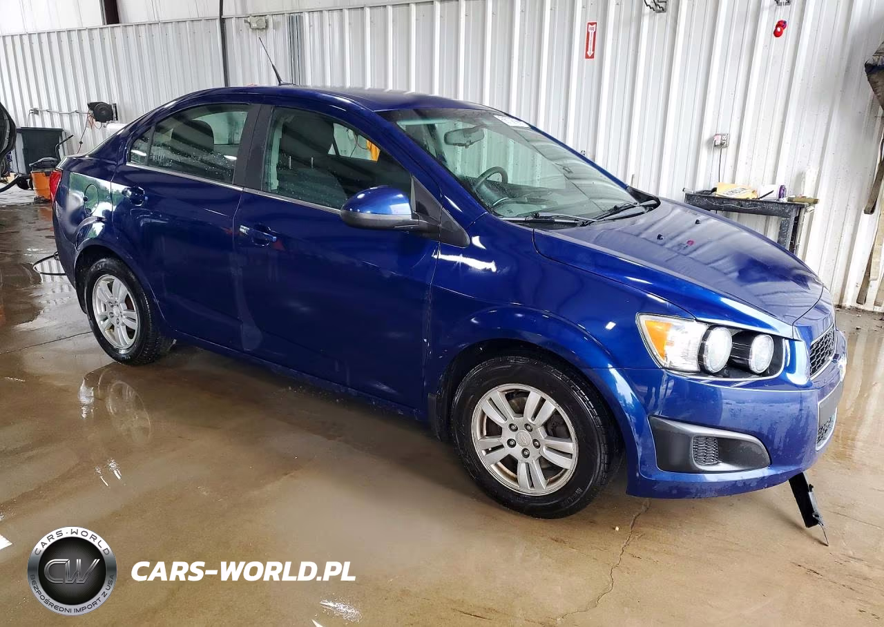 2014 Chevrolet Sonic VIN:1G1JC5SG4E4116880 - 4