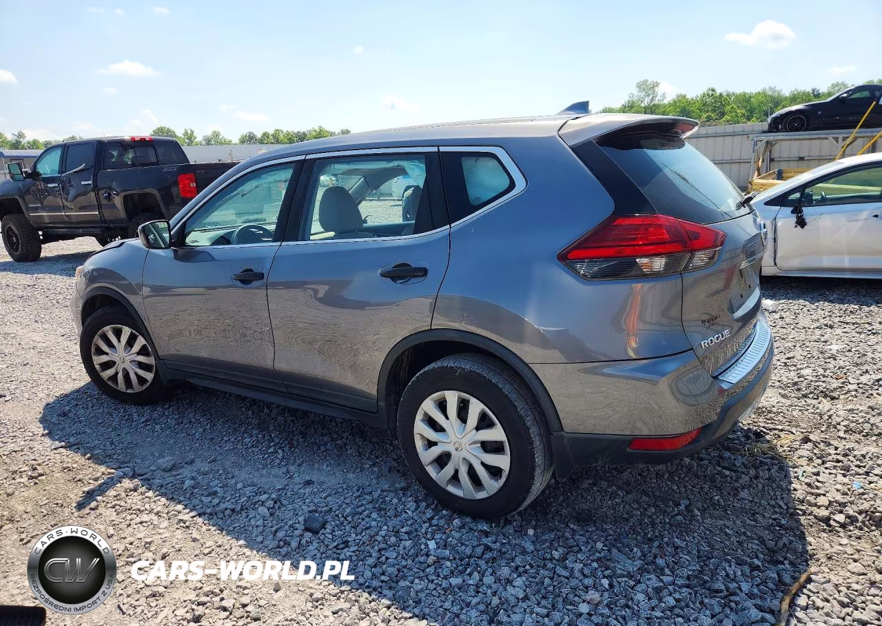 2017 Nissan Rogue S VIN:KNMAT2MT2HP500143 - 2