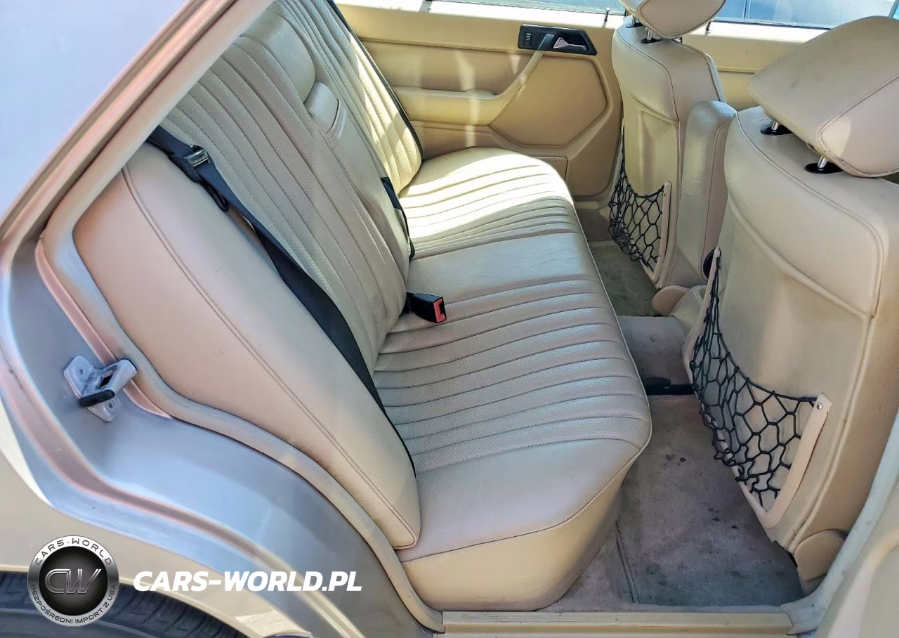 1988 Mercedes-Benz 300 E VIN:WDBEA30D2JA684874 - 10