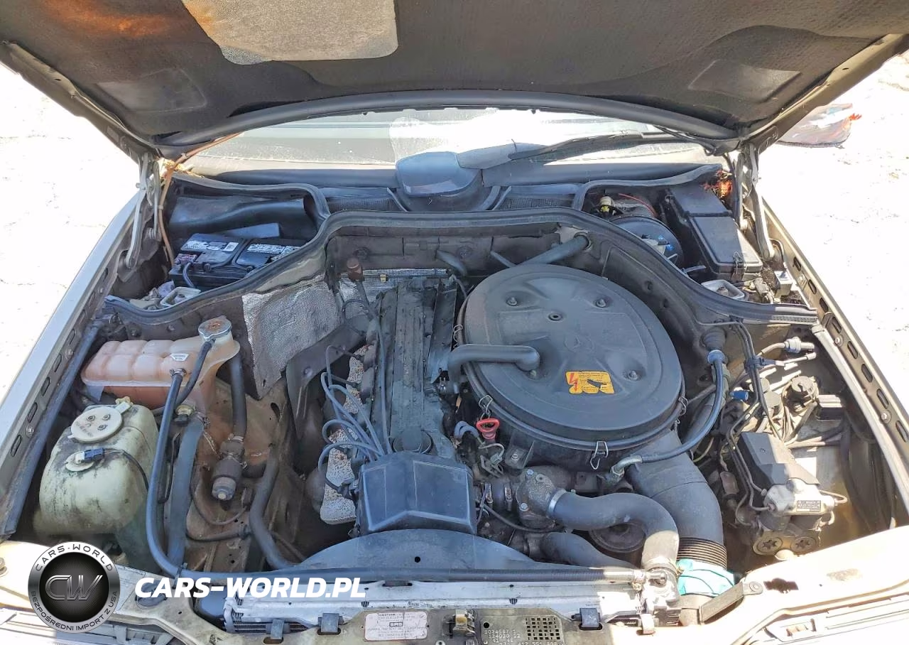 1988 Mercedes-Benz 300 E VIN:WDBEA30D2JA684874 - 11