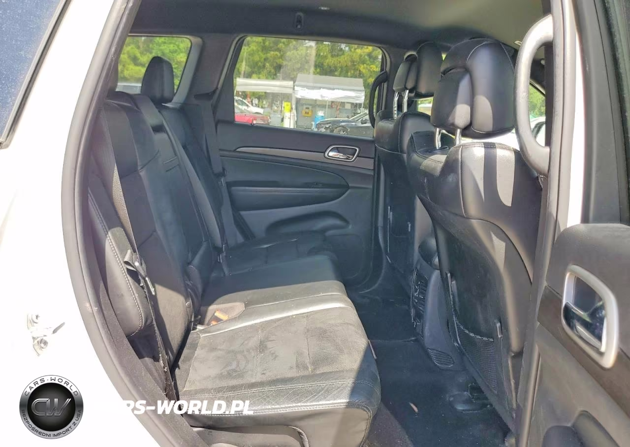 2018 Jeep Grand Cherokee Laredo VIN:1C4RJEAG5JC480906 - 11