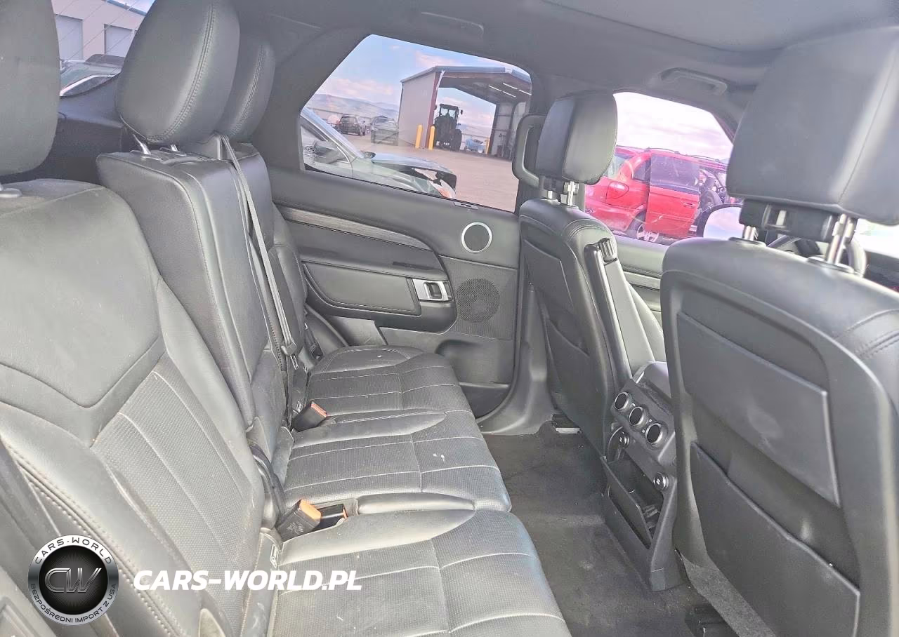 2020 Land Rover Discovery Hse VIN:SALRR2RV7L2415051 - 11
