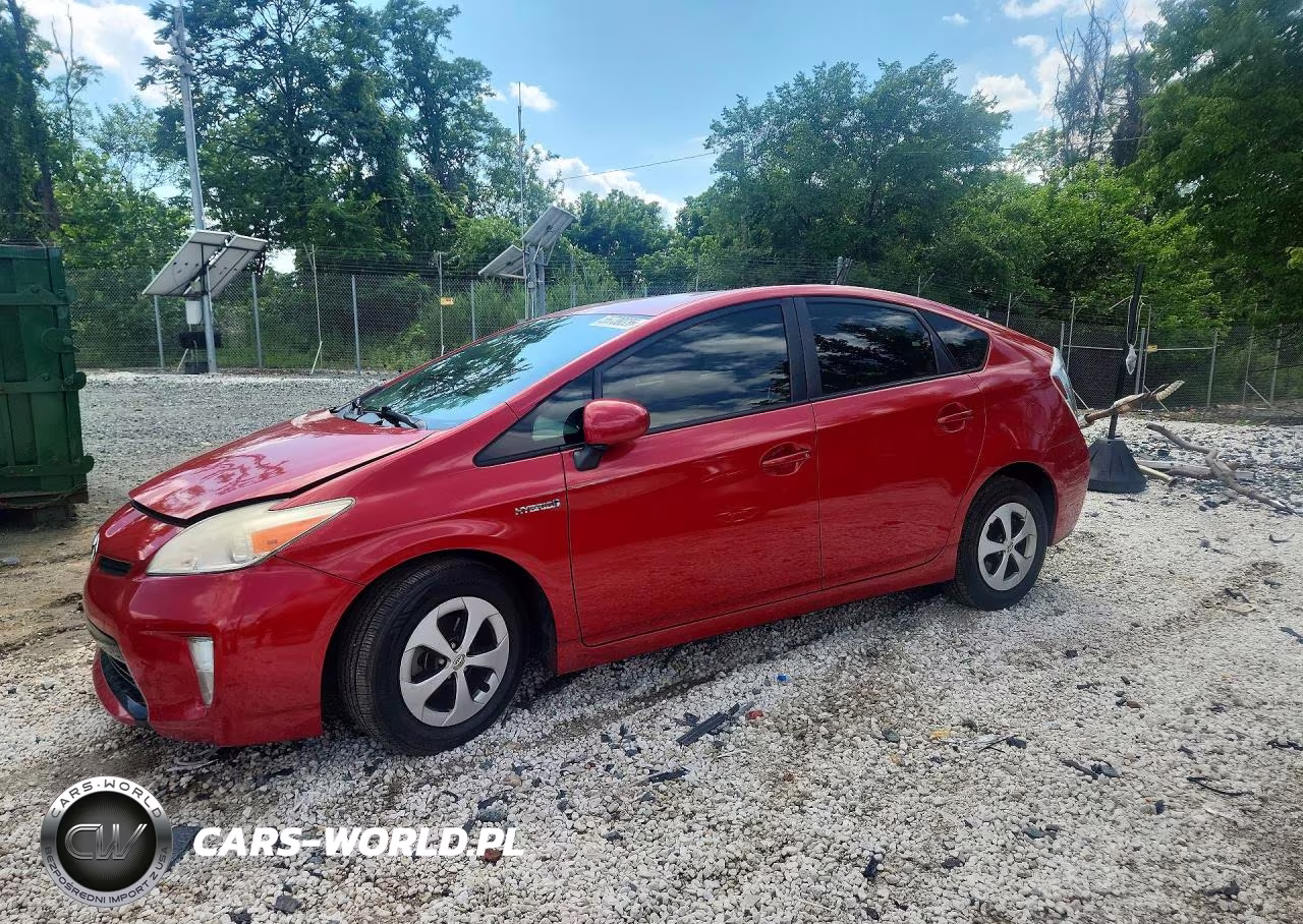 2013 Toyota Prius Two – zdjęcie 1 z 12