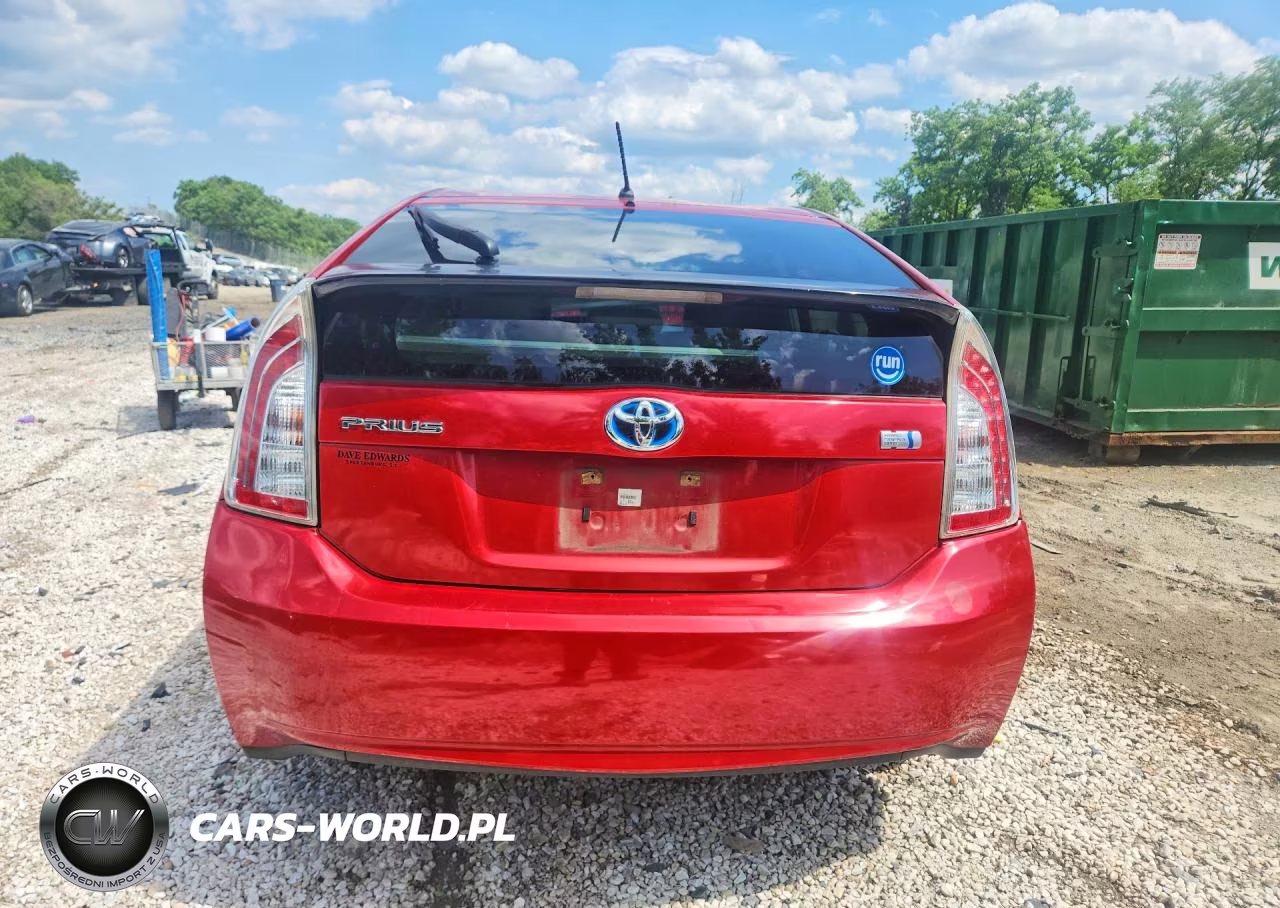 2013 Toyota Prius Two VIN:JTDKN3DU1D1729293 - 6