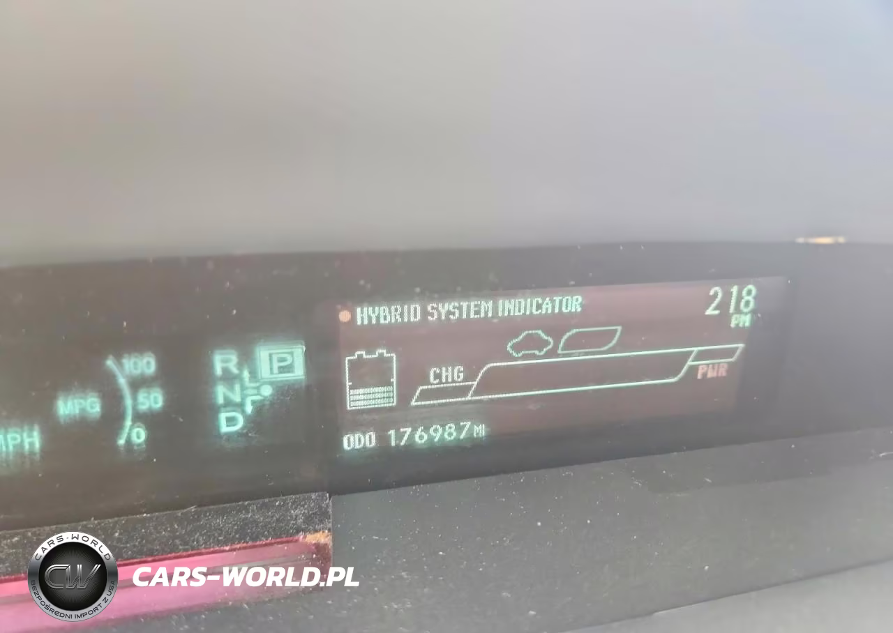 2013 Toyota Prius Two VIN:JTDKN3DU1D1729293 - 9