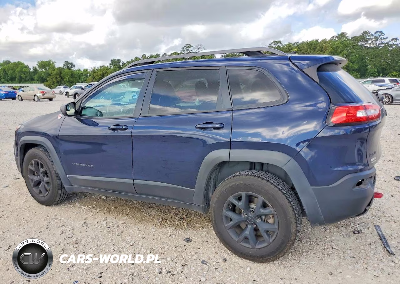 2015 Jeep Cherokee Trailhawk VIN:1C4PJMBS5FW687208 - 2