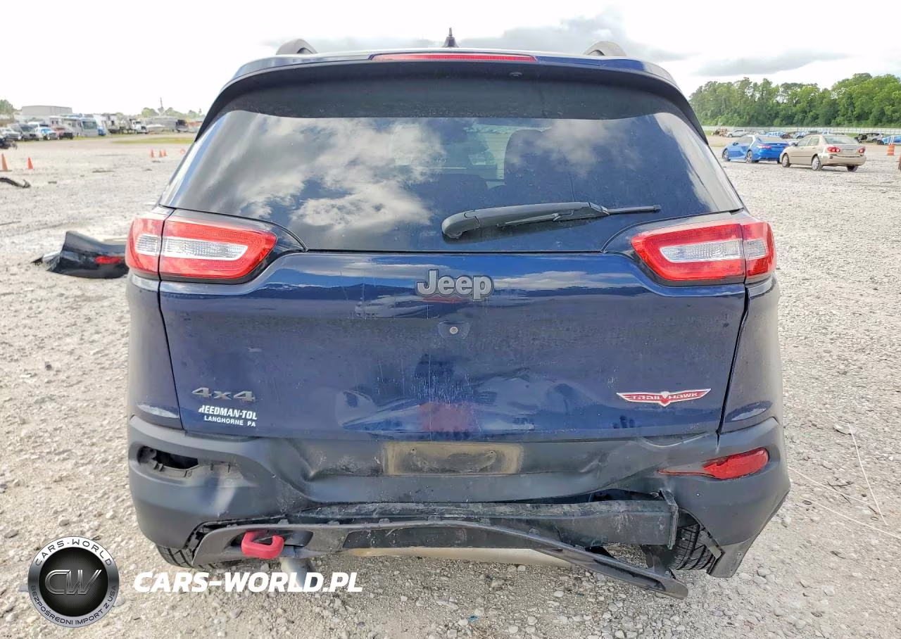2015 Jeep Cherokee Trailhawk VIN:1C4PJMBS5FW687208 - 6