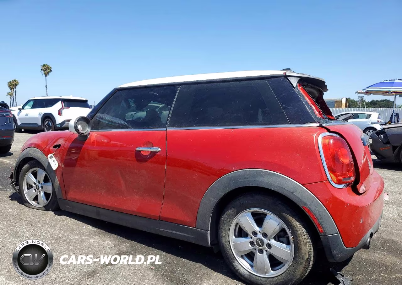 2016 Mini Cooper VIN:WMWXP5C58G3B77127 - 2