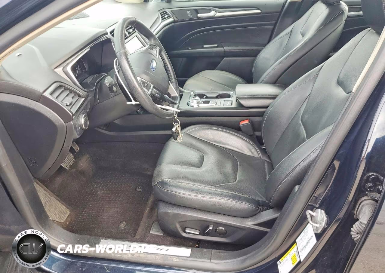 2020 Ford Fusion Titanium VIN:3FA6P0SU9LR251924 - 7