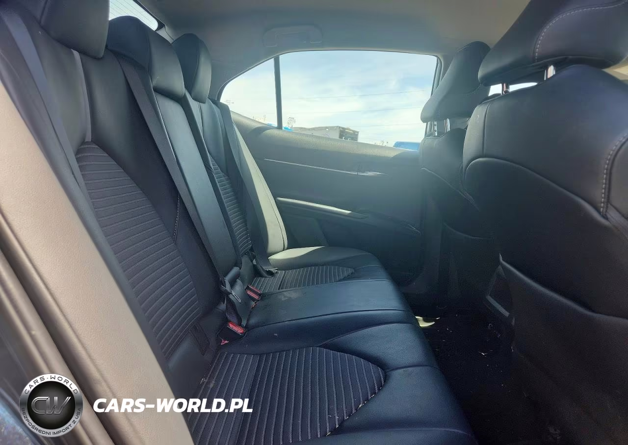 2020 Toyota Camry Se VIN:4T1G11AK2LU511350 - 10