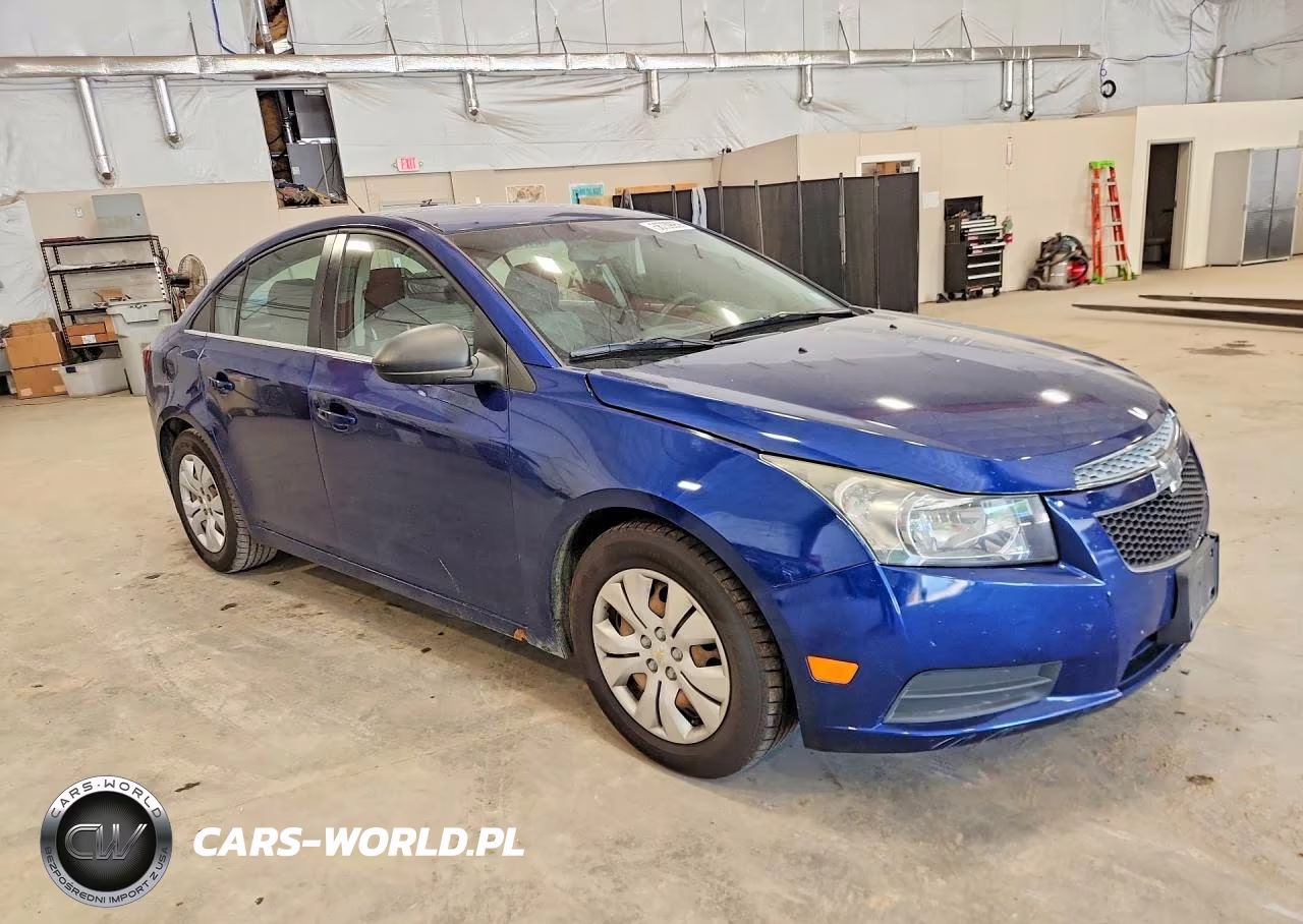 2012 Chevrolet Cruze Ls VIN:1G1PC5SH5C7277687 - 4