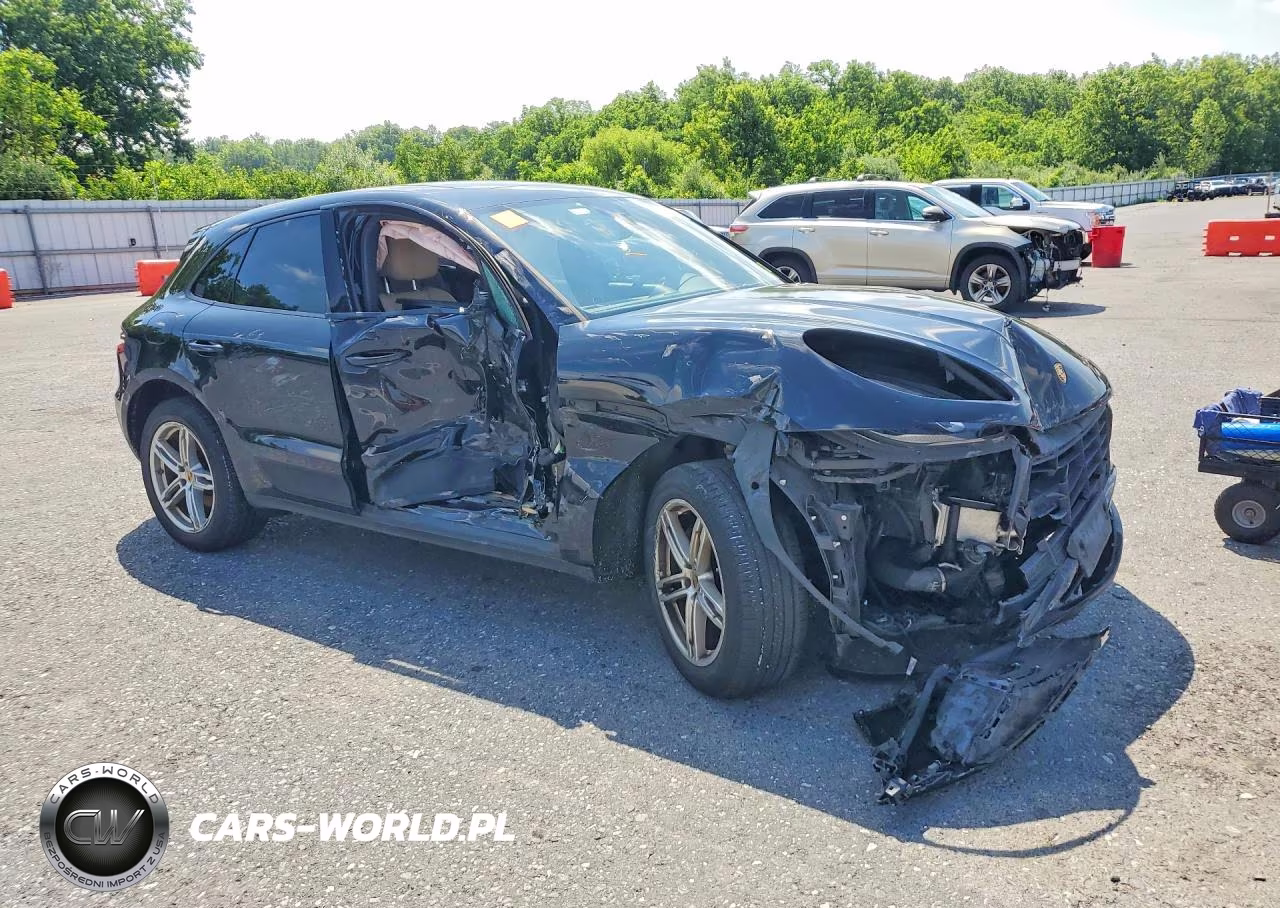 2018 Porsche Macan VIN:WP1AA2A56JLB02036 - 4